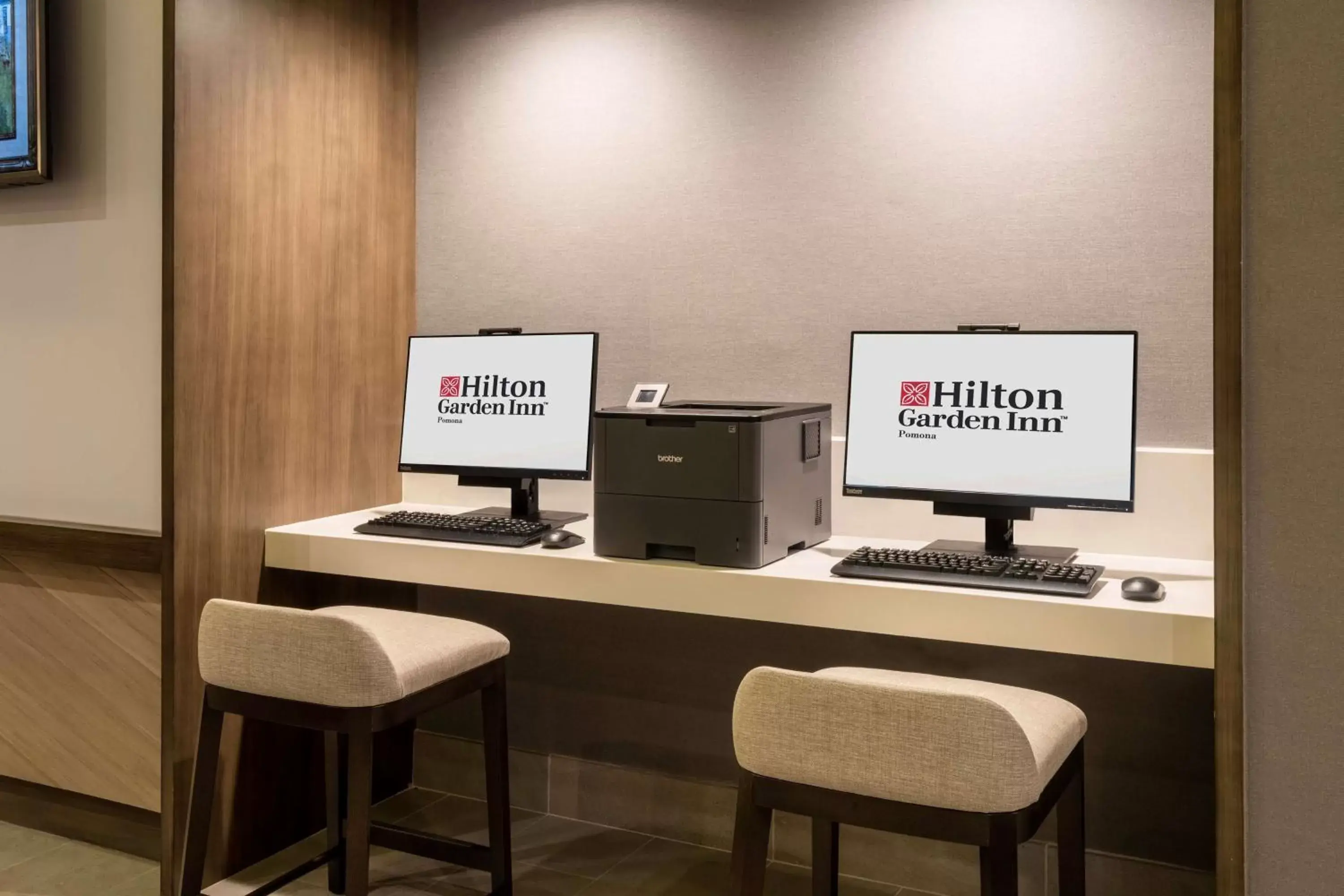 Business facilities in Hilton Garden Inn Pomona, CA