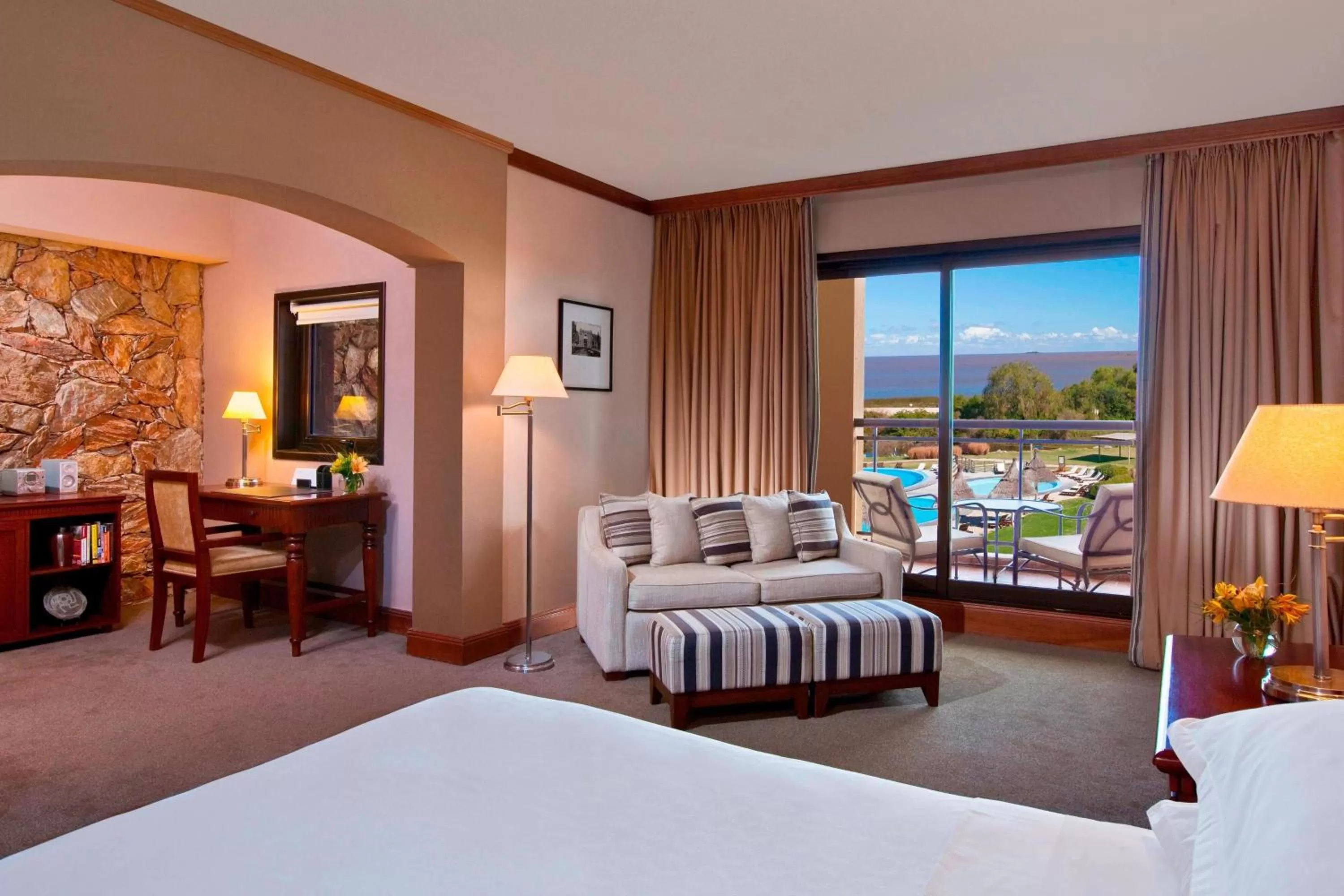 Bedroom, Bed in Sheraton Colonia Golf & Spa Resort