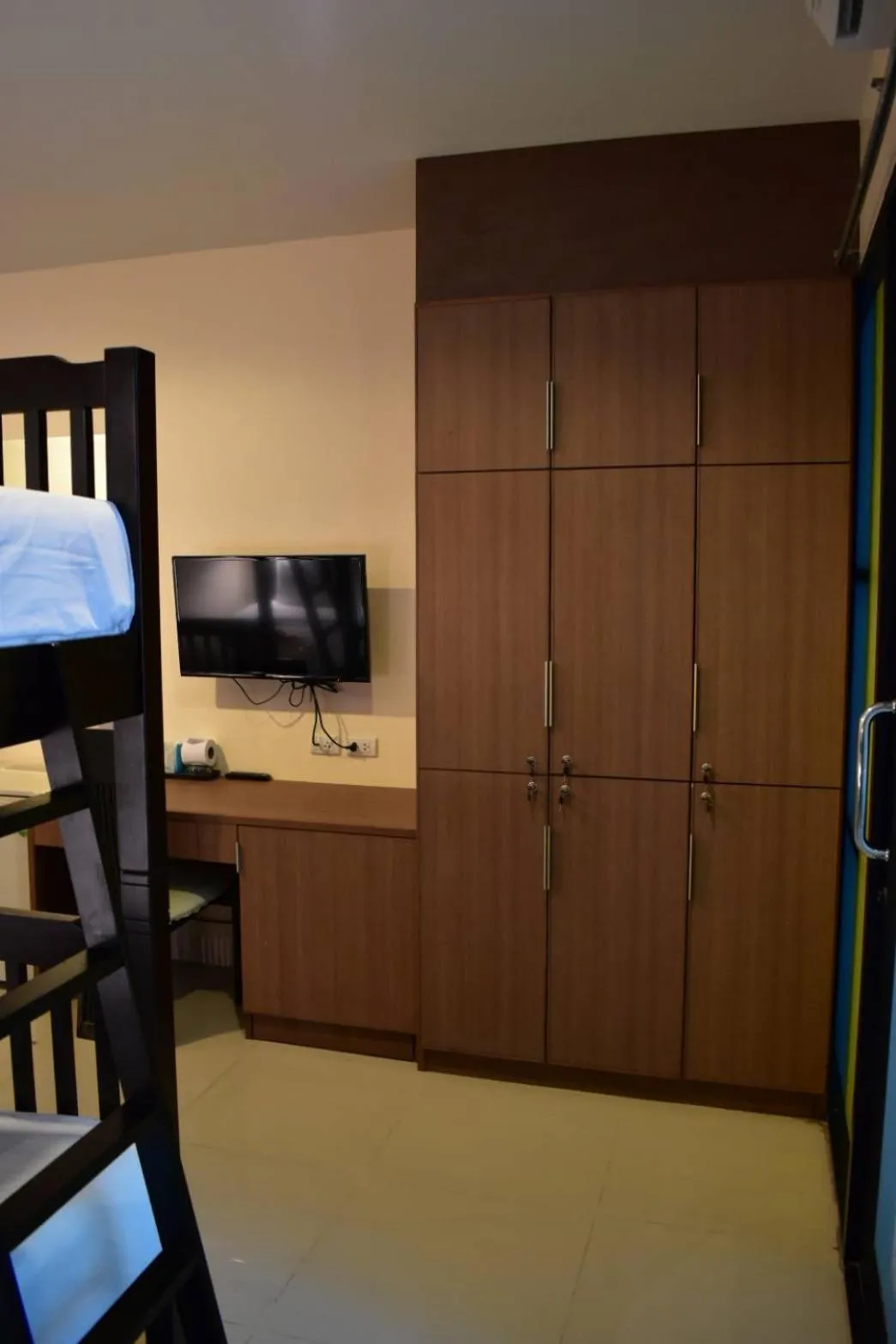 TV and multimedia in The Wave Hotel Patong SHA