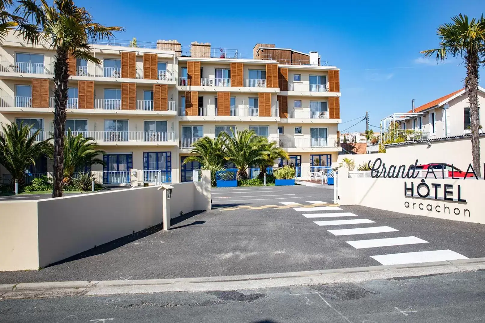 Property Building in Best Western Arcachon Le Port