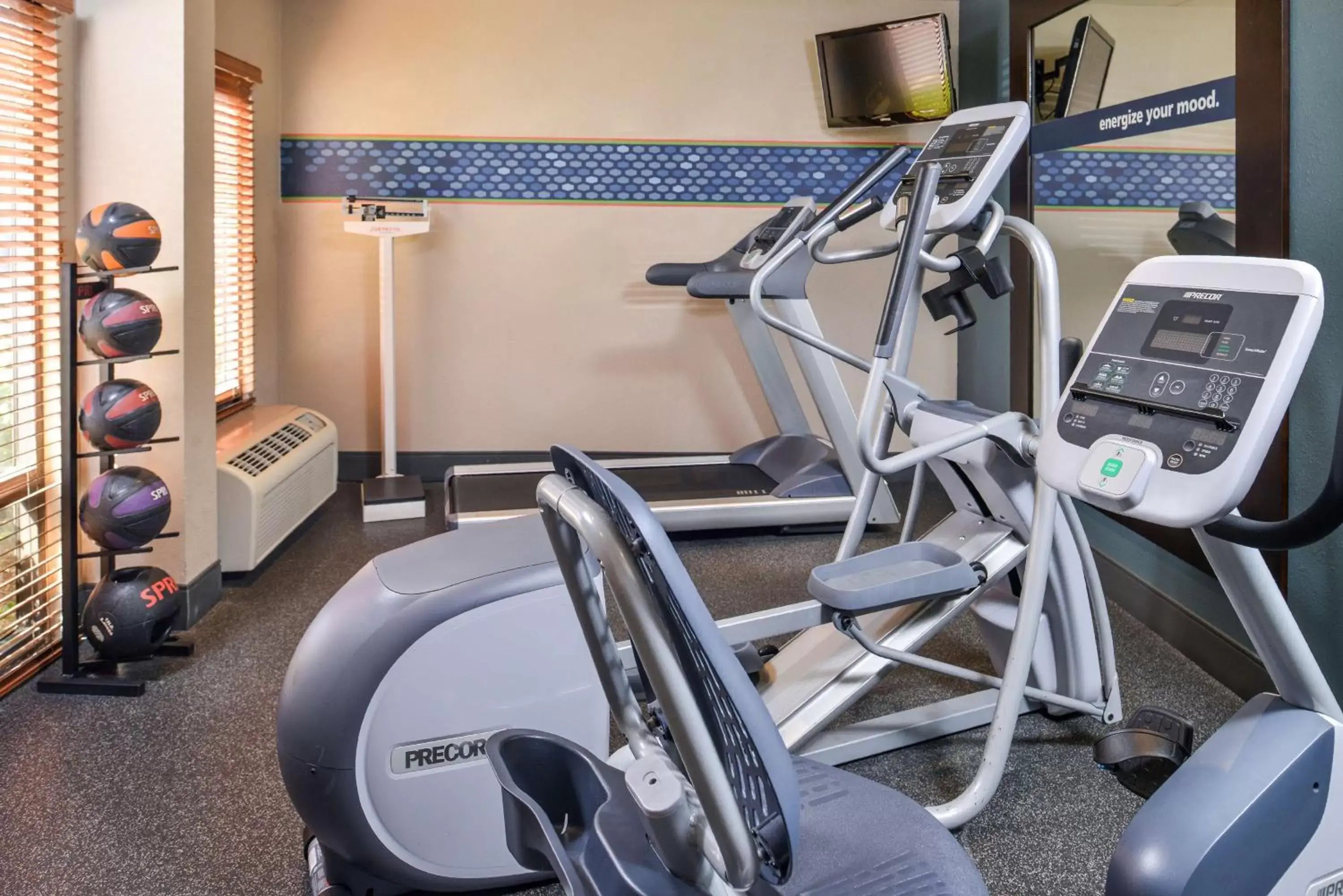 Fitness centre/facilities in Hampton Inn Closest to Universal Orlando Fitness centre/facilities in Hampton Inn Closest to Universal Orlando