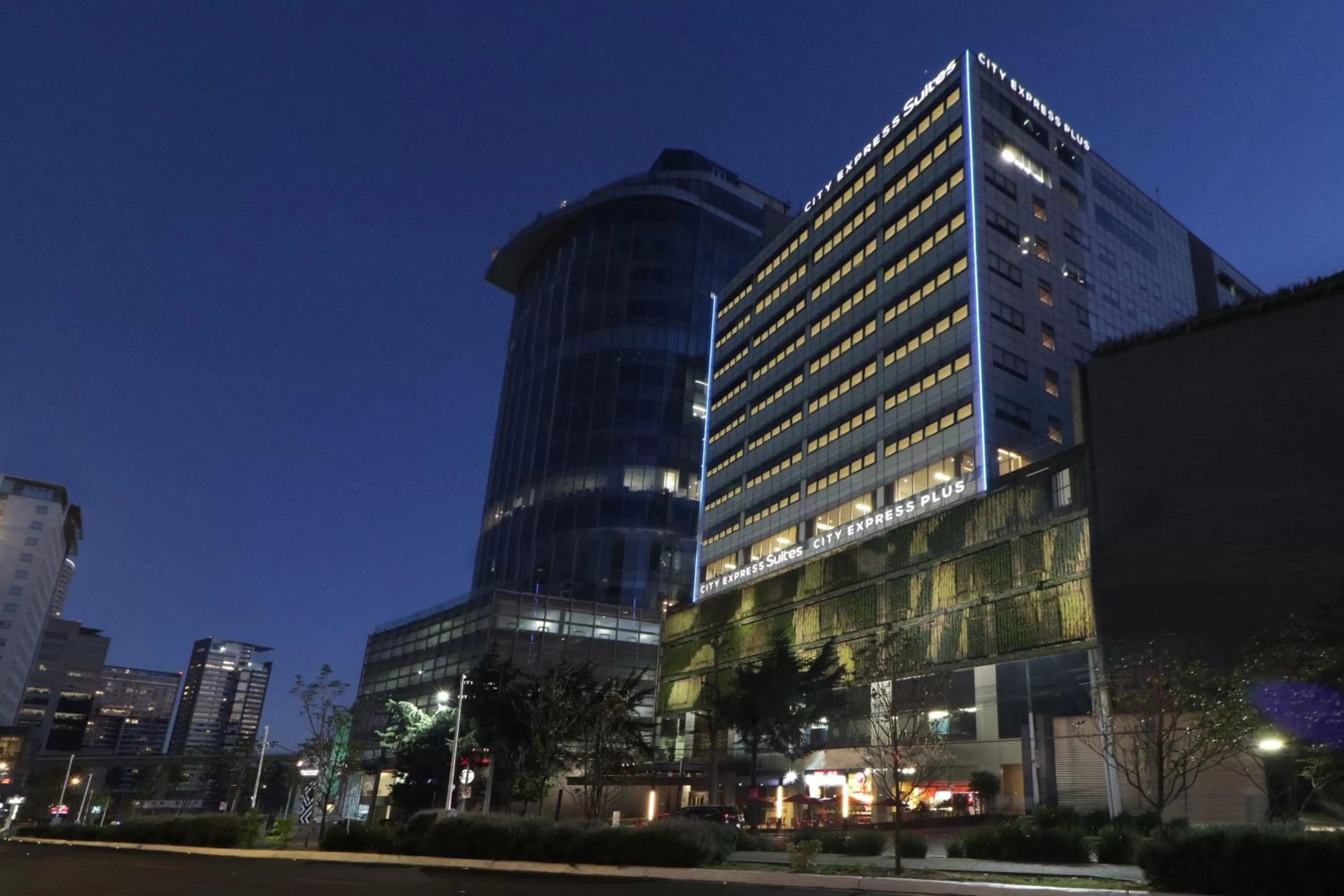 City Express Suites by Marriott Ciudad de México Santa Fe