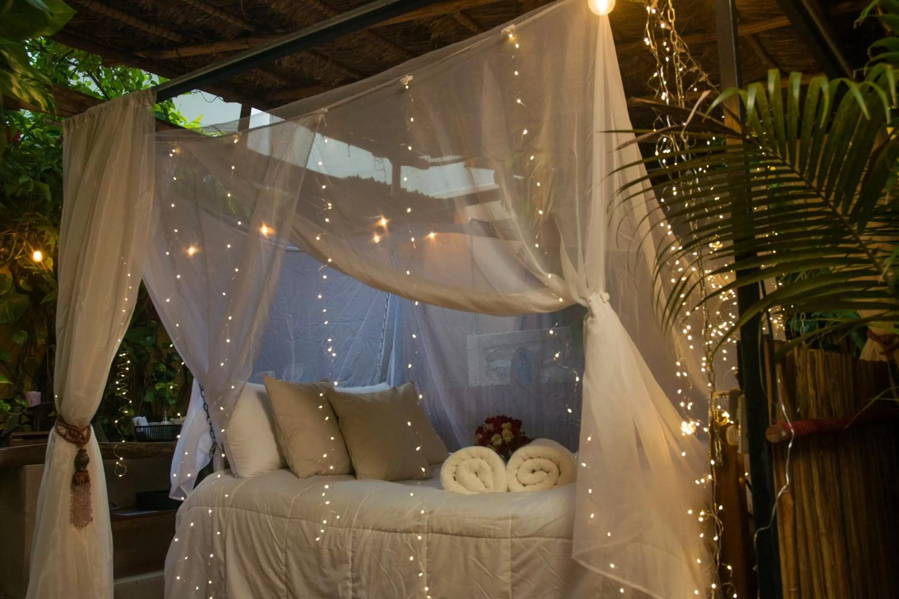 Bed in Hacienda Boutique B&B and Spa Solo Adultos