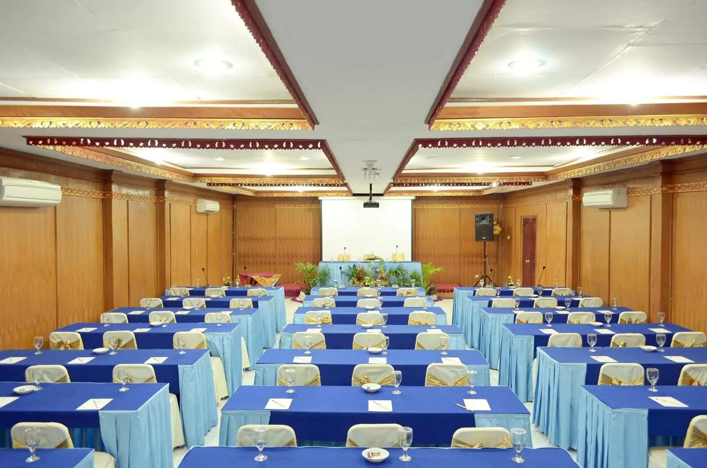 Banquet/Function facilities in Inna Sindhu Beach Hotel & Resort