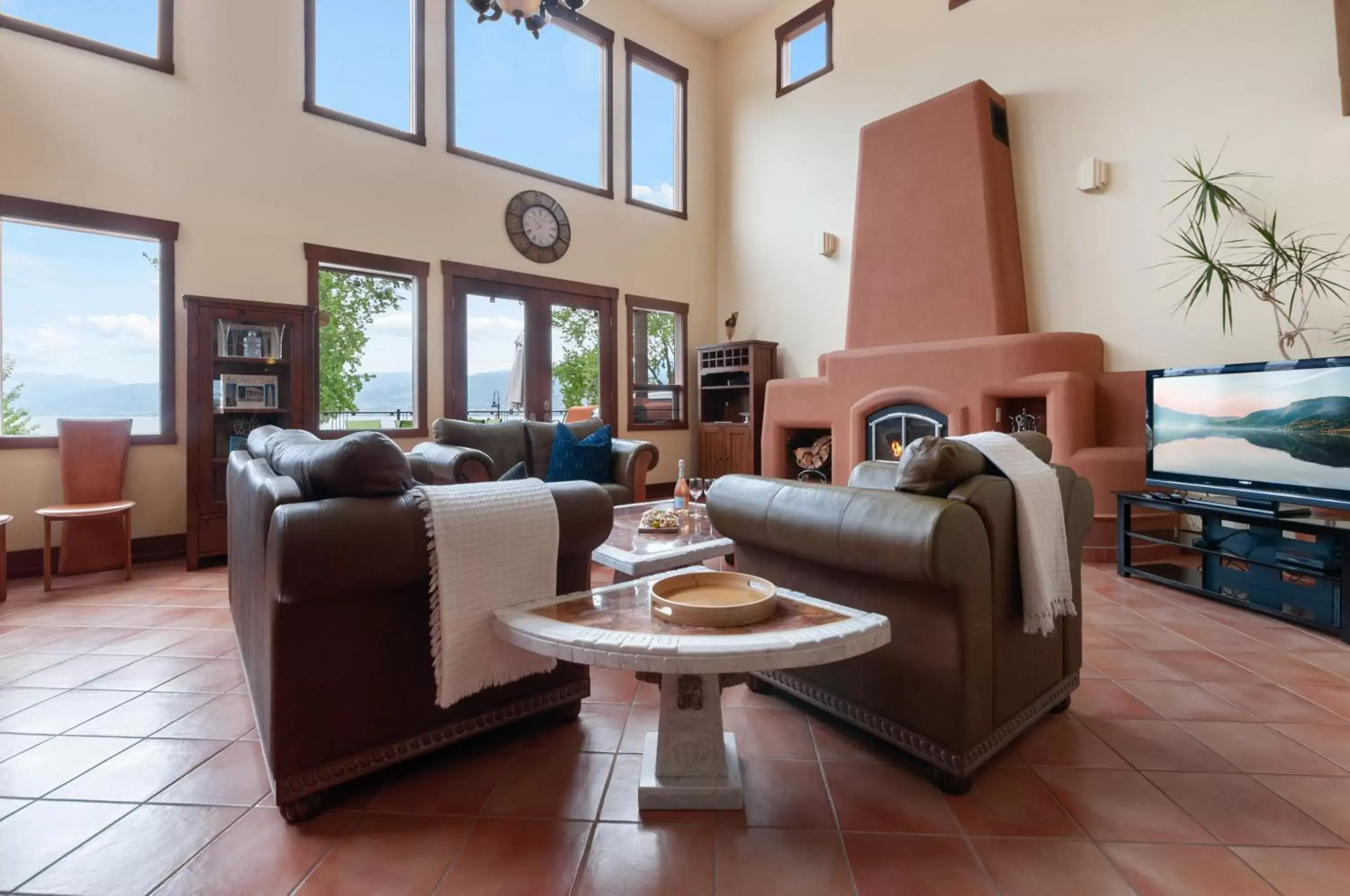 Seating Area in Casa Grande Inn & Suites