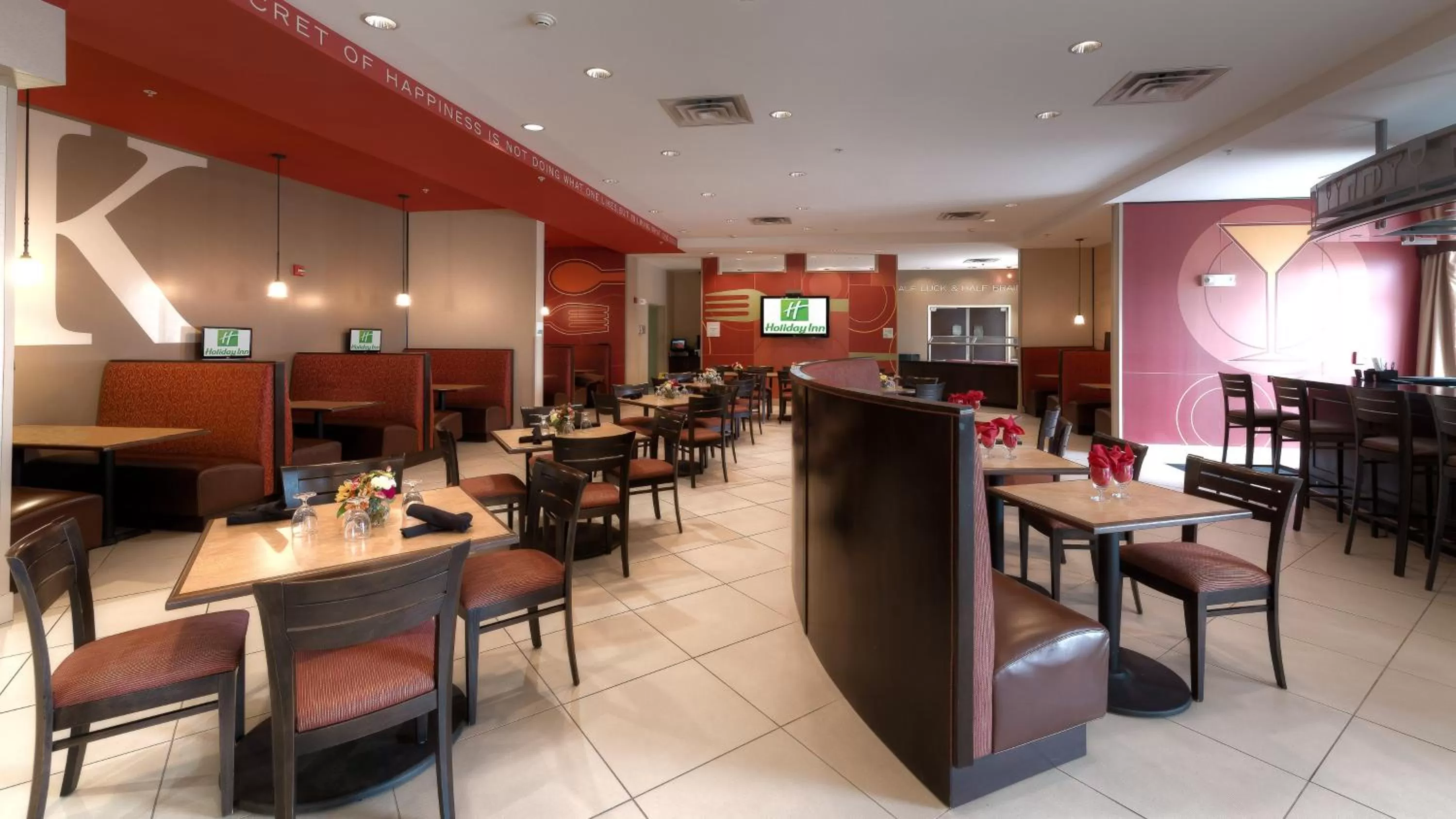 Restaurant/places to eat in Holiday Inn North Quail Springs by IHG