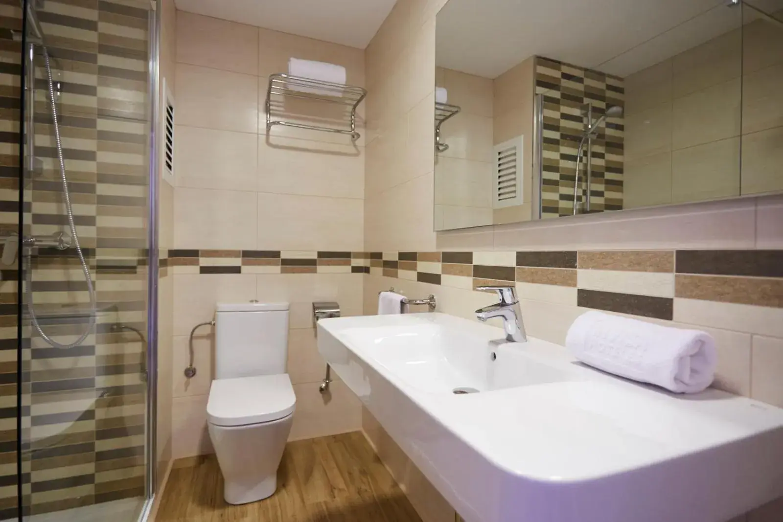 Bathroom in Invisa Ereso All Inclusive