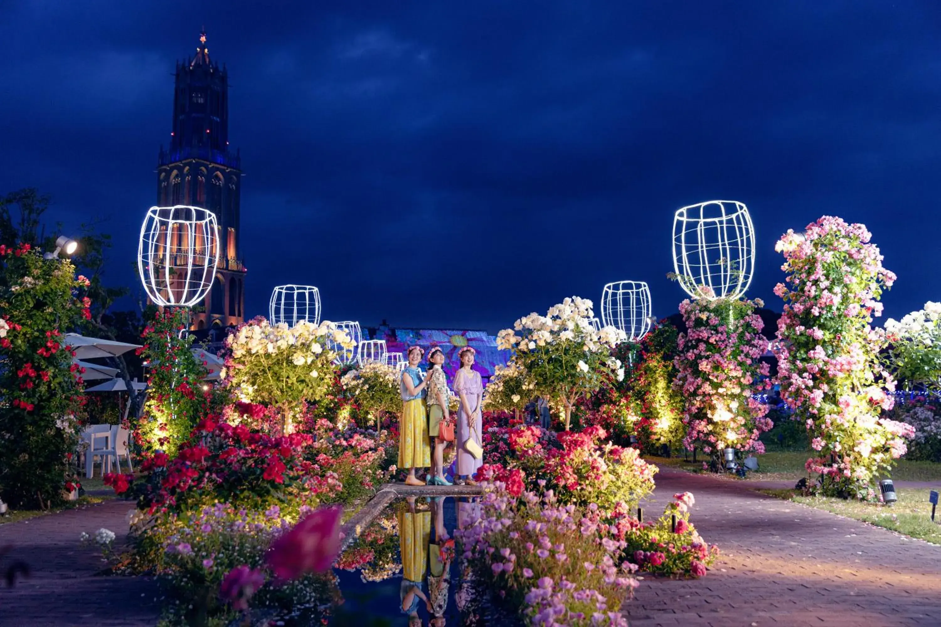 Night in Huis Ten Bosch Hotel Amsterdam