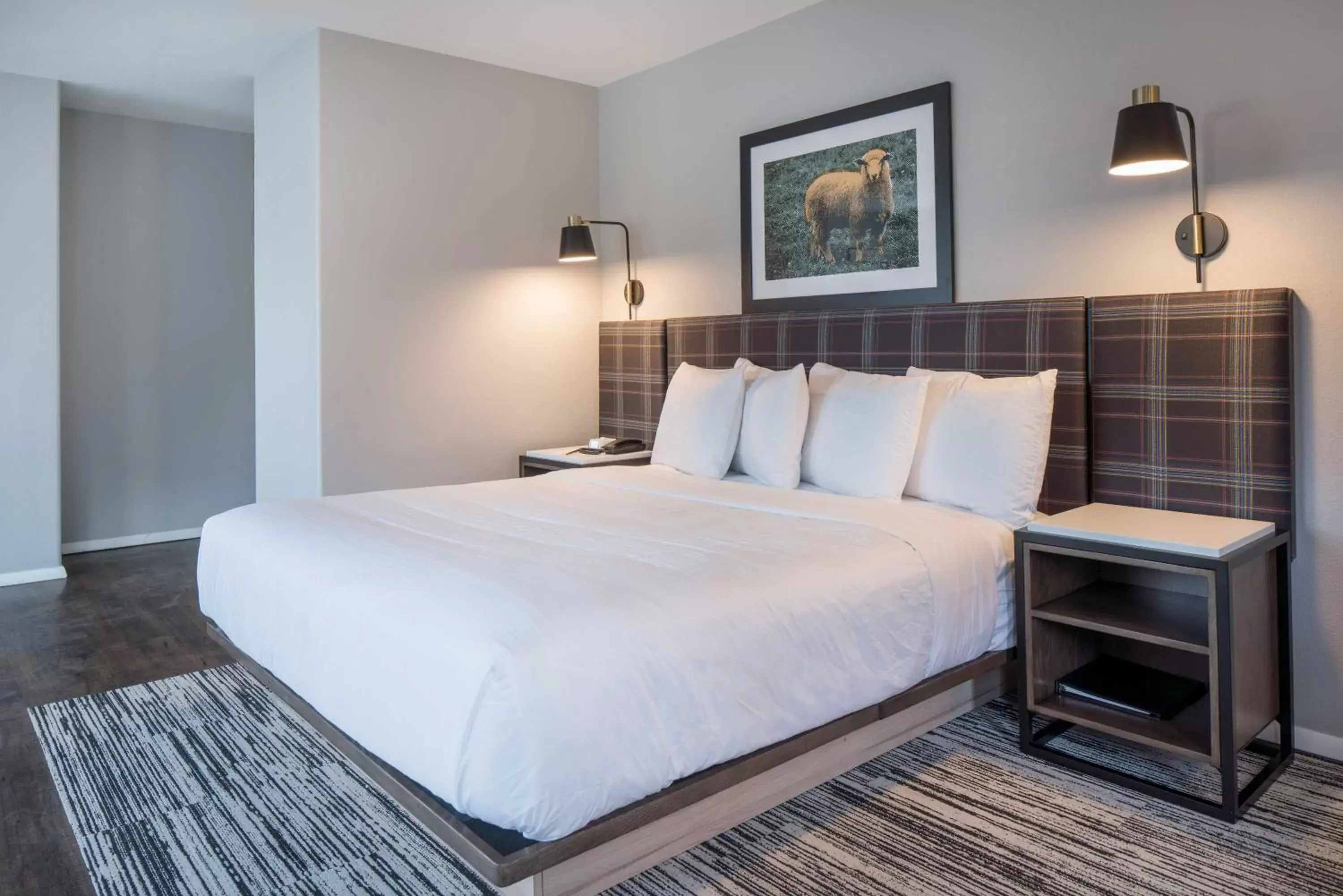 King Room in Hotel Ketchum King Room in Hotel Ketchum