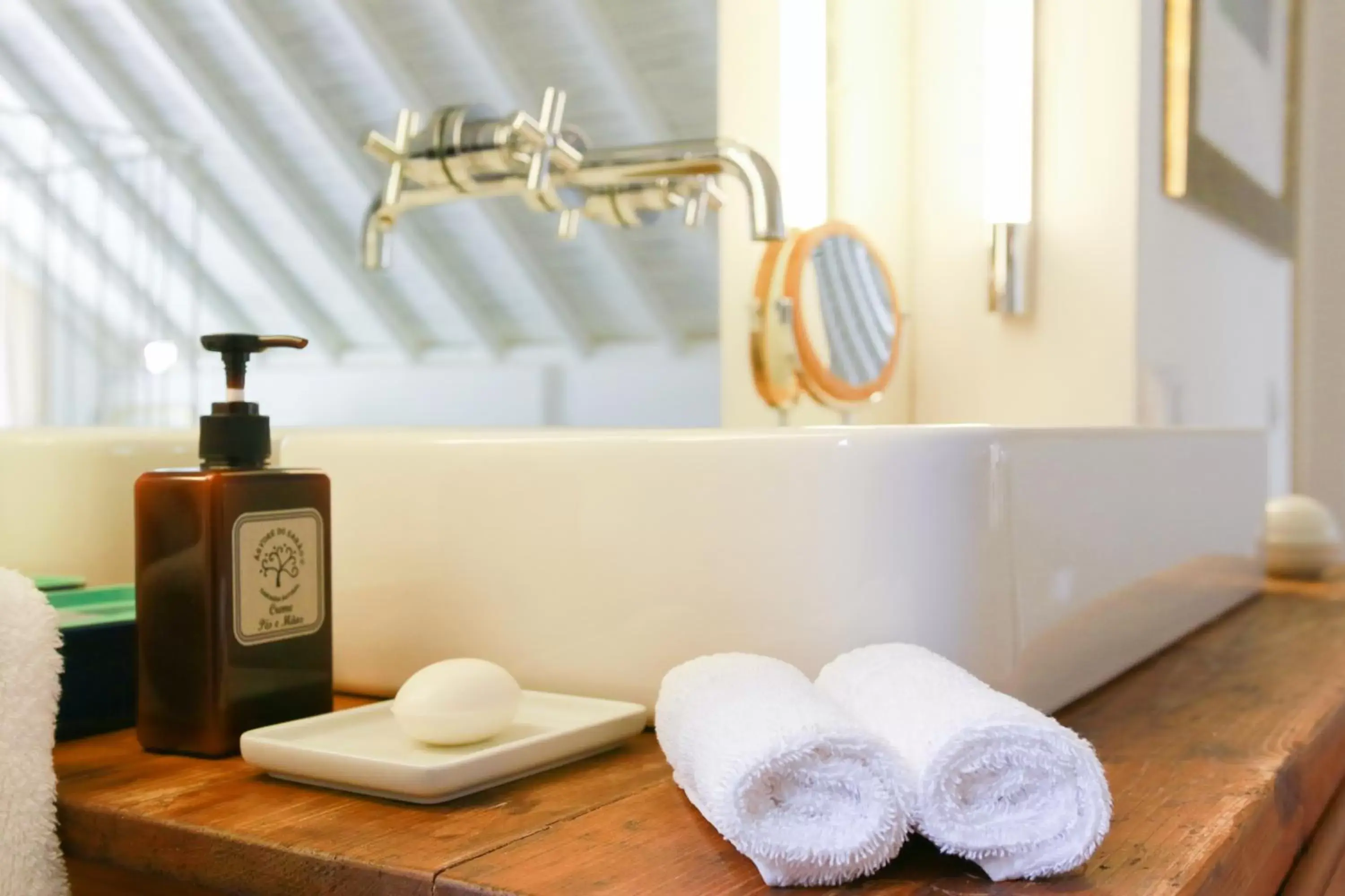 Decorative detail, Bathroom in São Paulo Boutique Hotel - SPBH