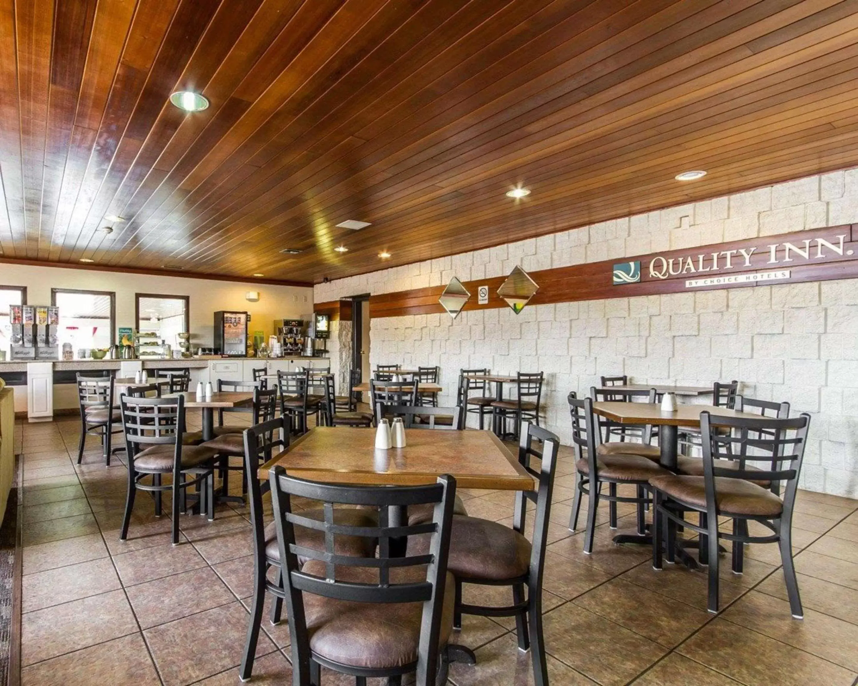 Restaurant/places to eat in Quality Inn La Crosse North Restaurant/places to eat in Quality Inn La Crosse North