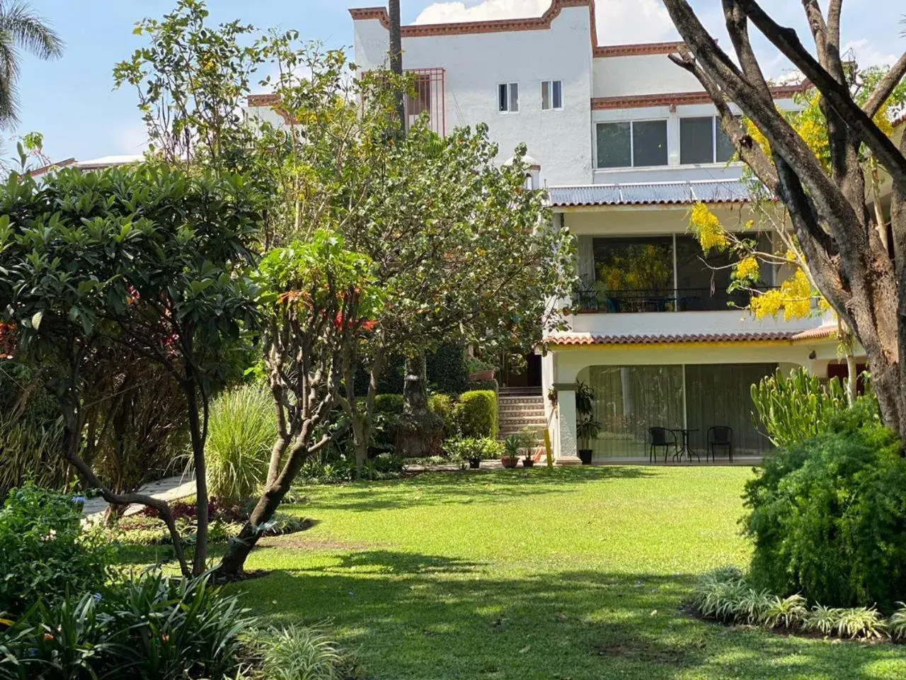 Garden, Property Building in Hotel Posada Quinta Las Flores