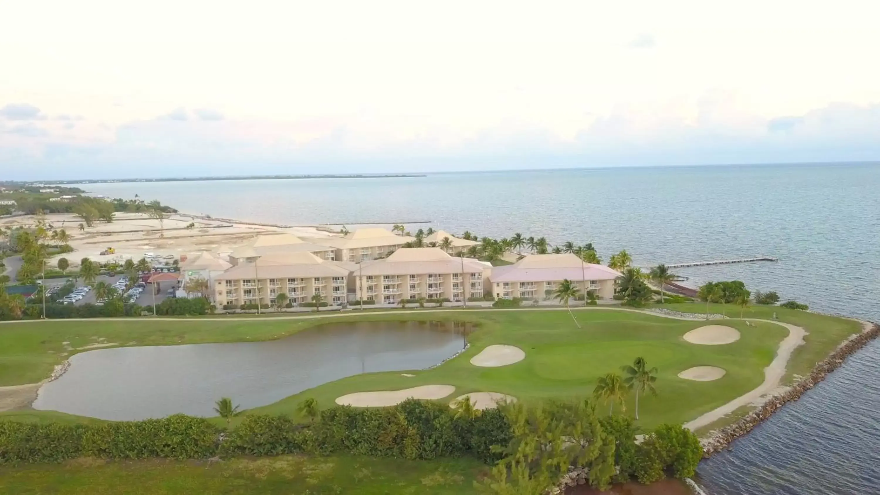 Lobby or reception, Pool View in Holiday Inn Resort Grand Cayman, an IHG Hotel