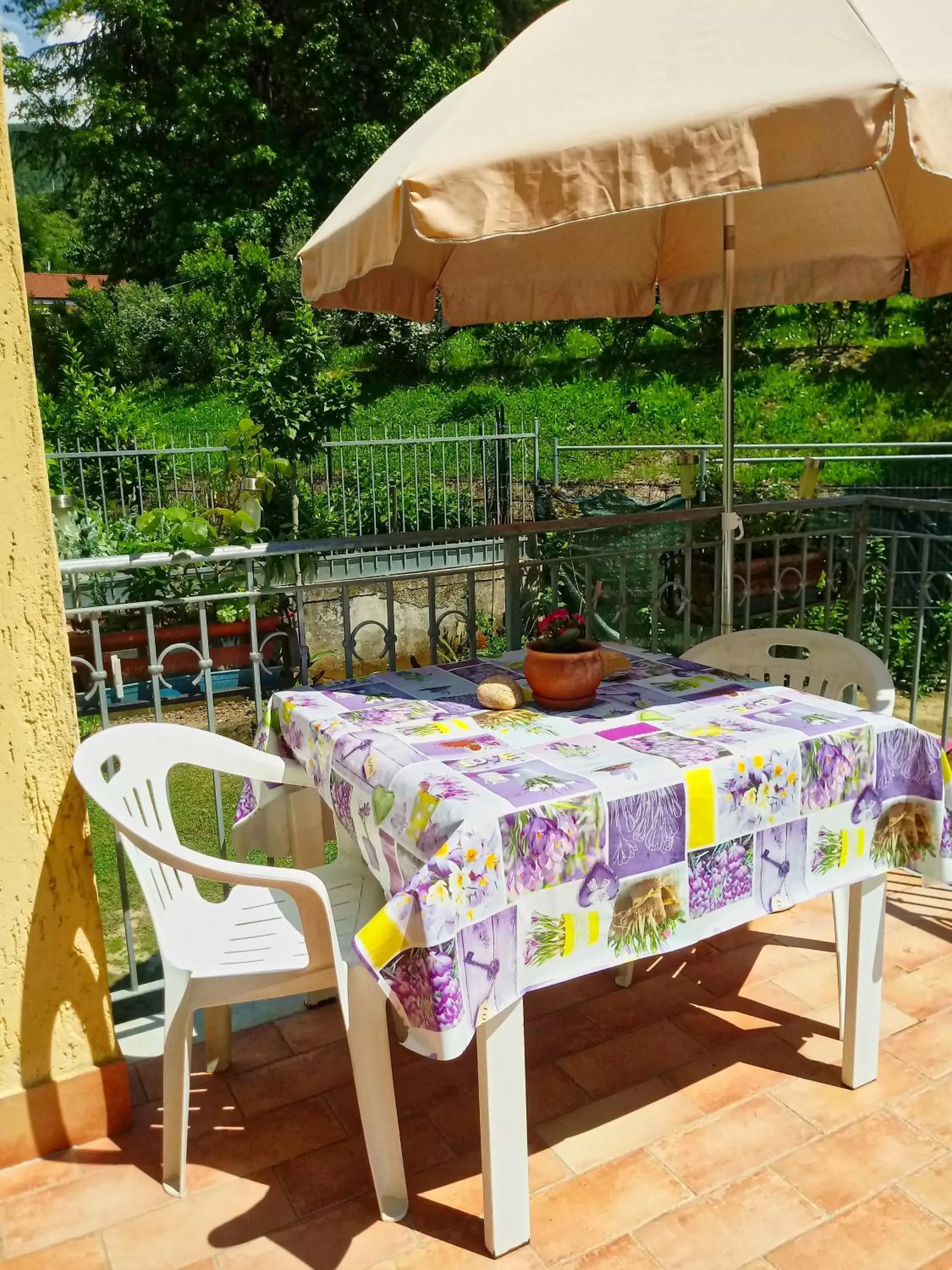 Patio in Sally's B&B