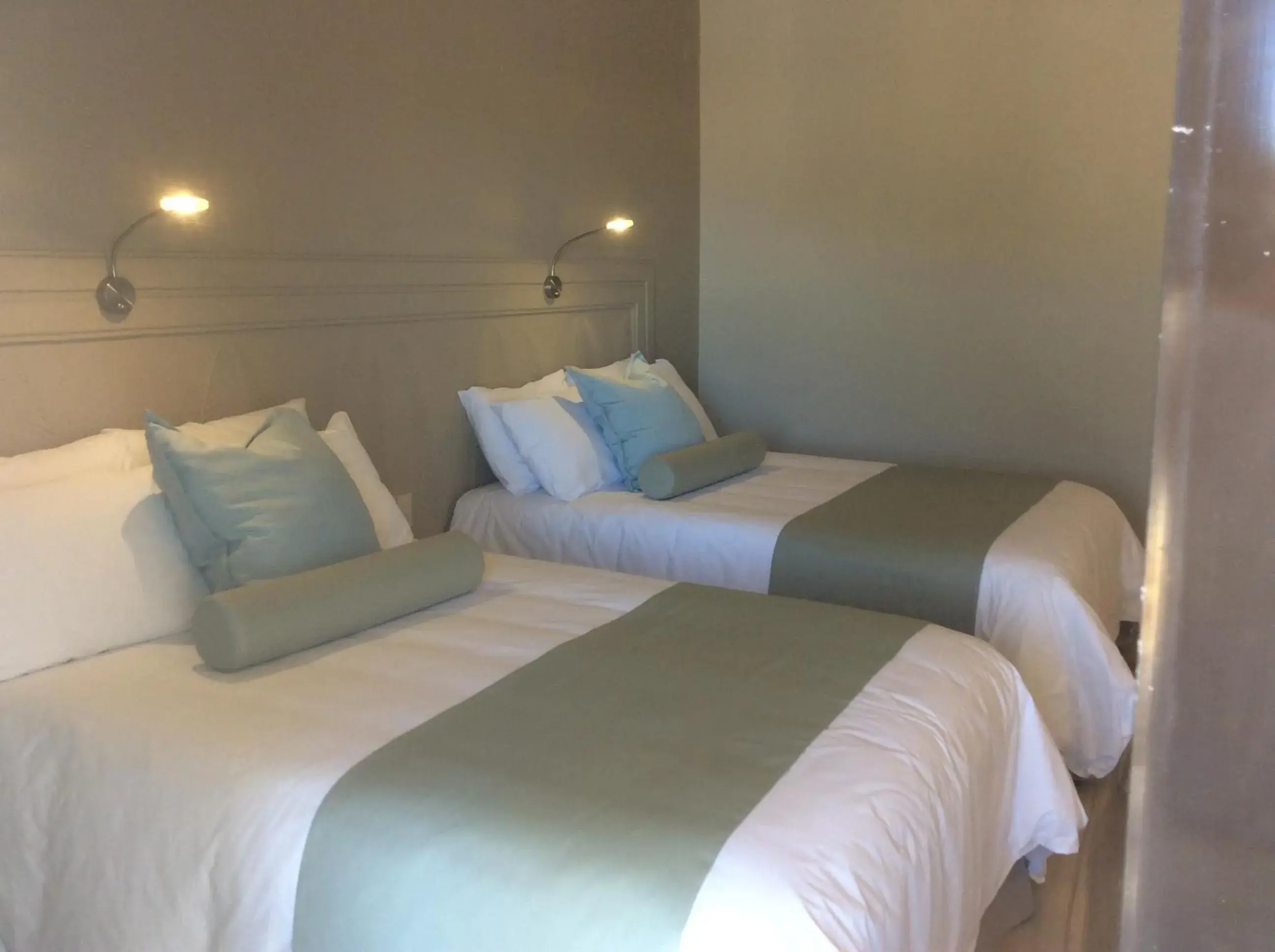 Bedroom, Bed in Club Maeva Miramar Tampico