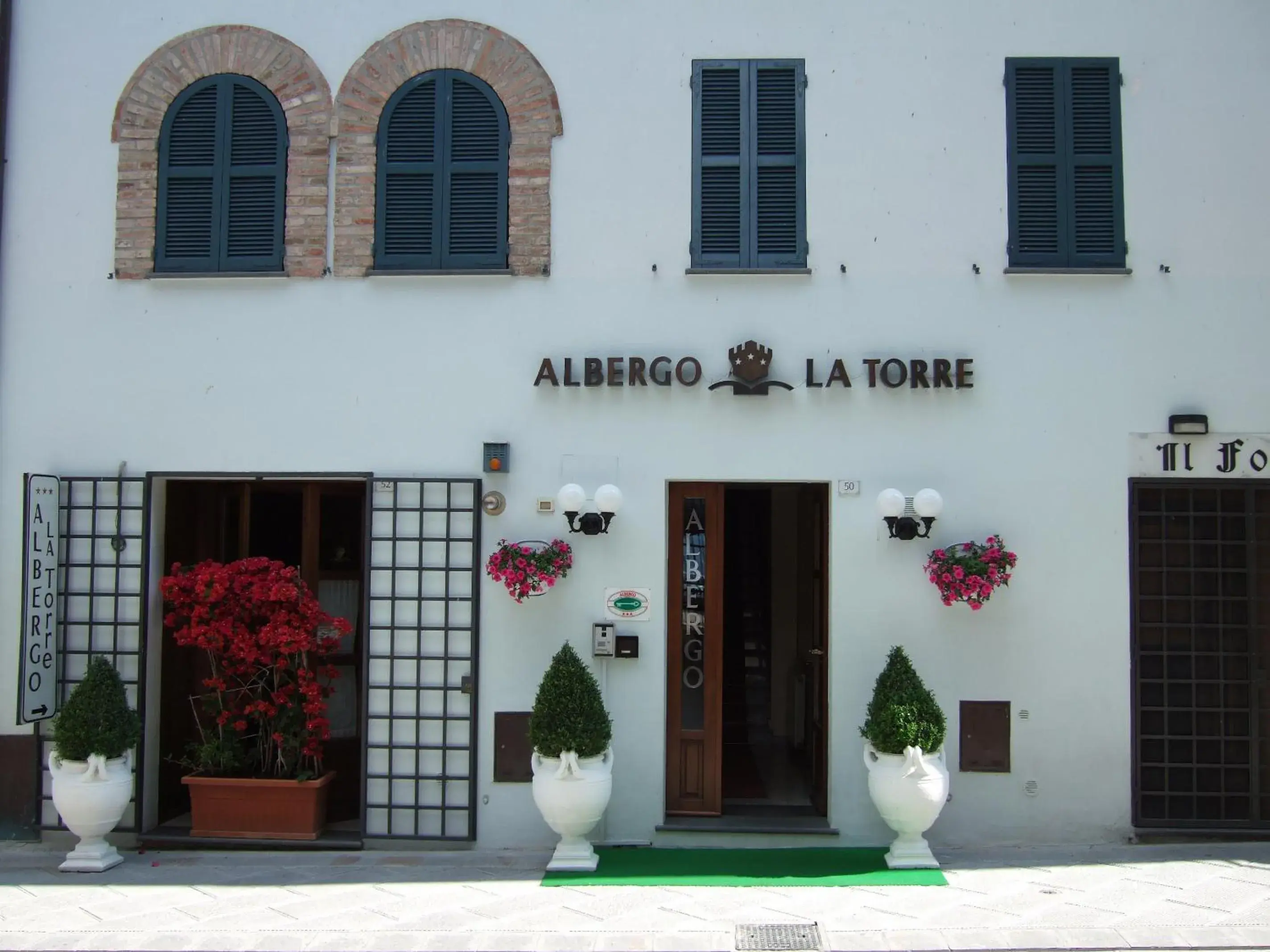 Facade/entrance, Property Building in Hotel La Torre