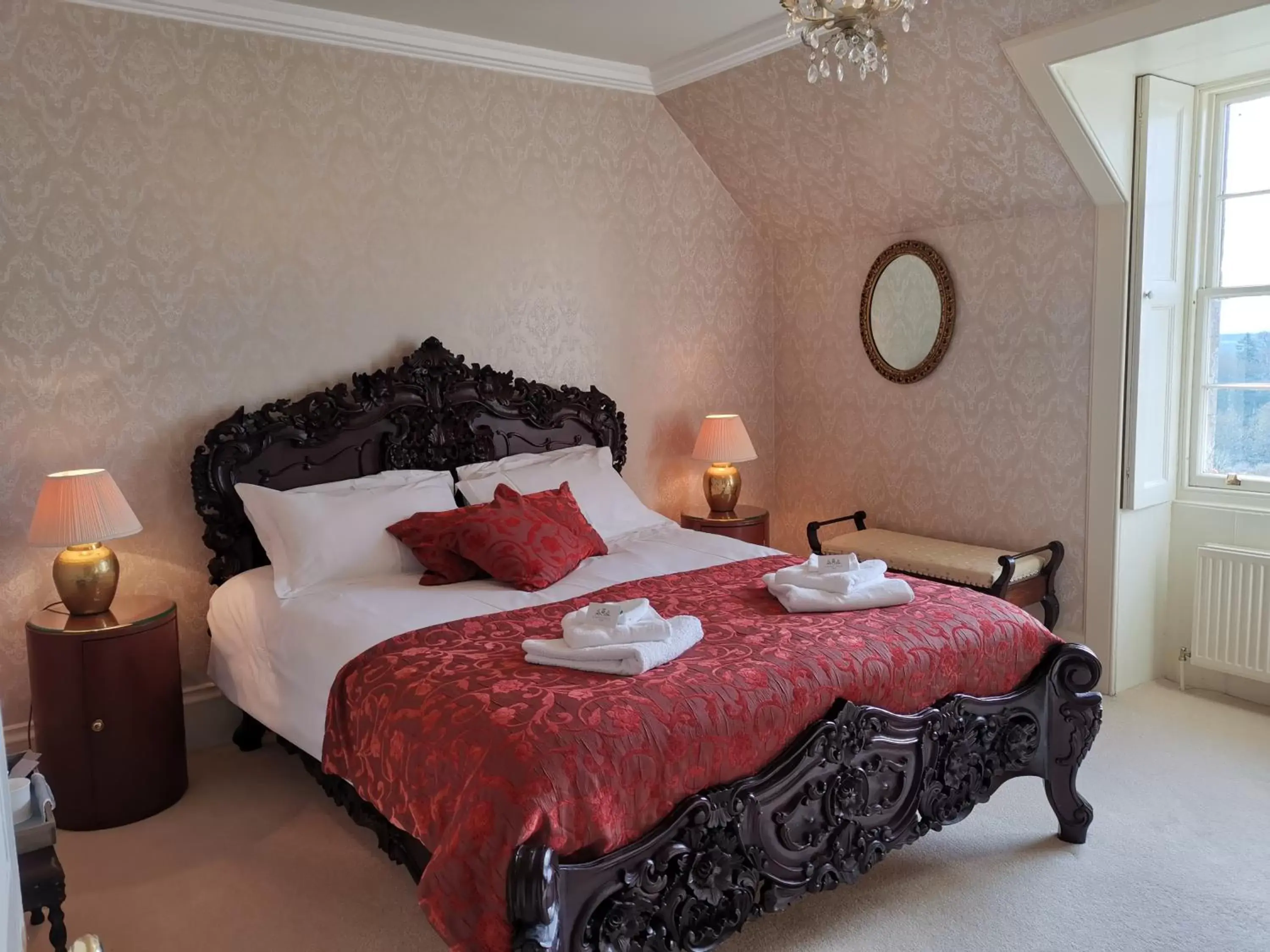 Photo of the whole room, Bed in Bowden House B&B