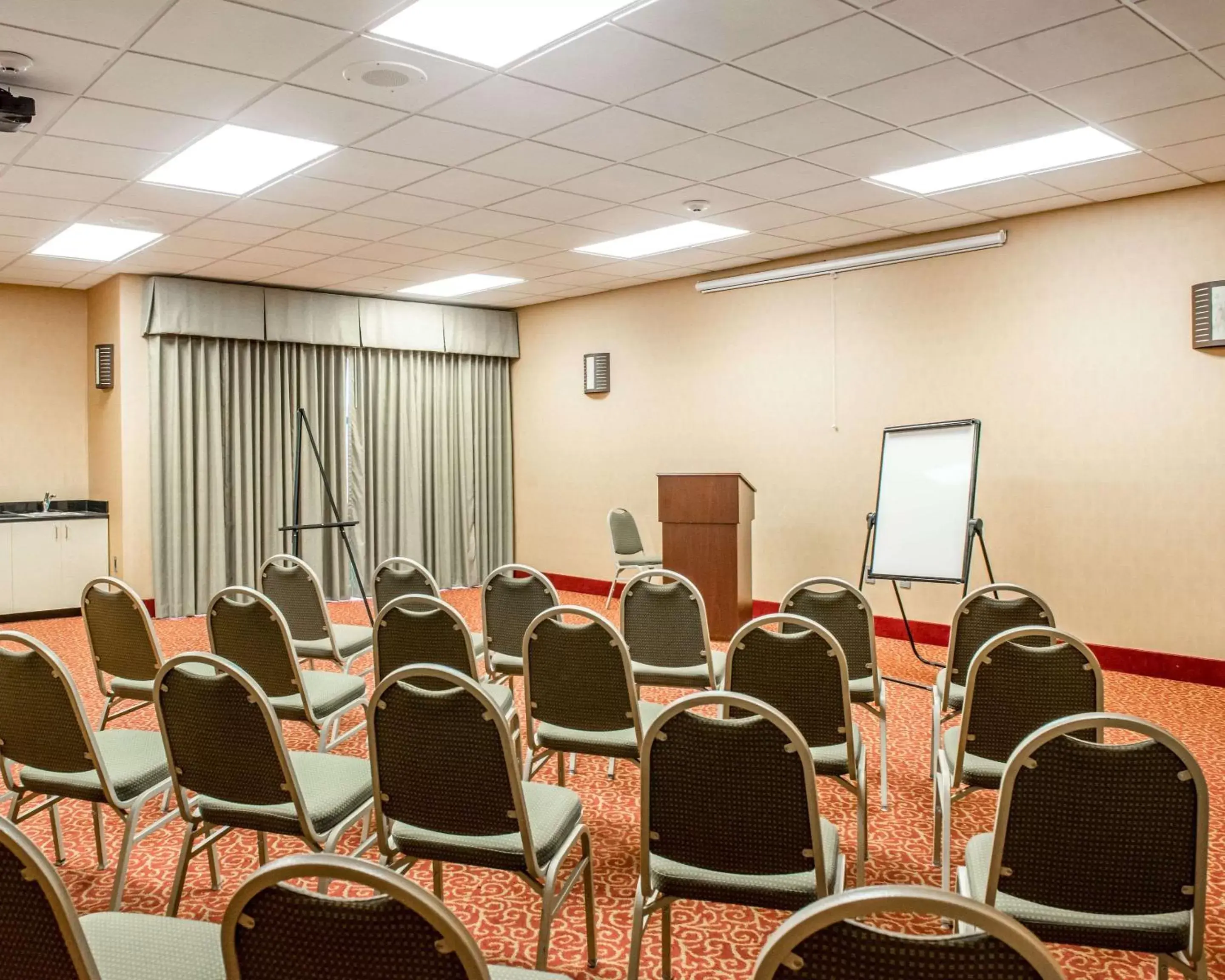 On site, Business Area/Conference Room in Comfort Suites Panama City near Tyndall AFB