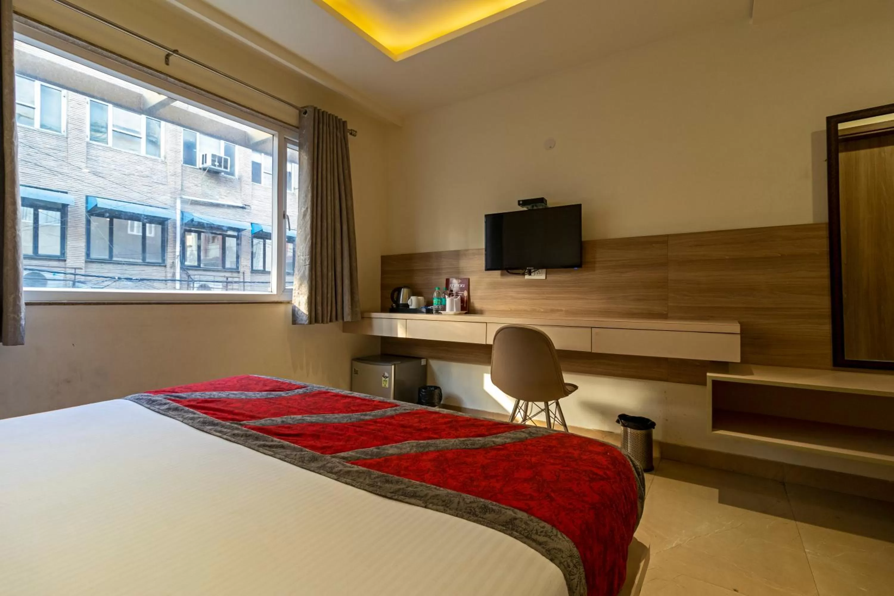 View (from property/room), Bed in Hotel Tripple Tree - Karol Bagh