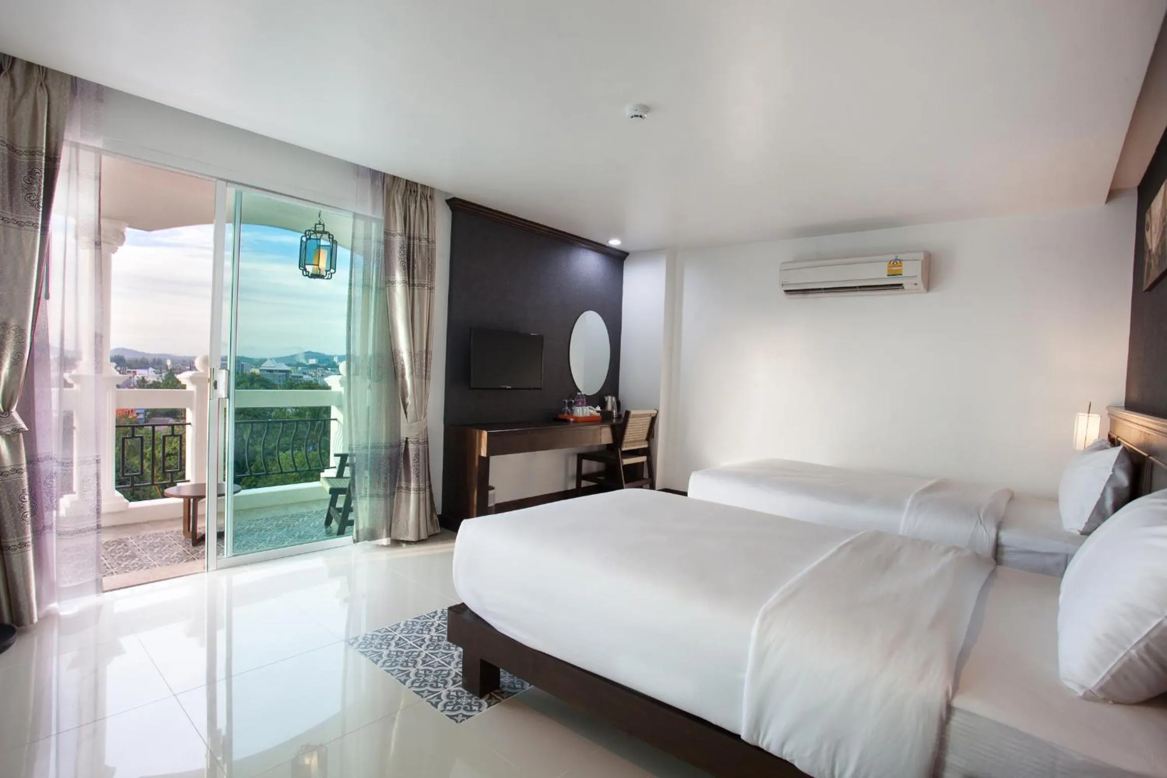 Bed in Grand Supicha City Hotel