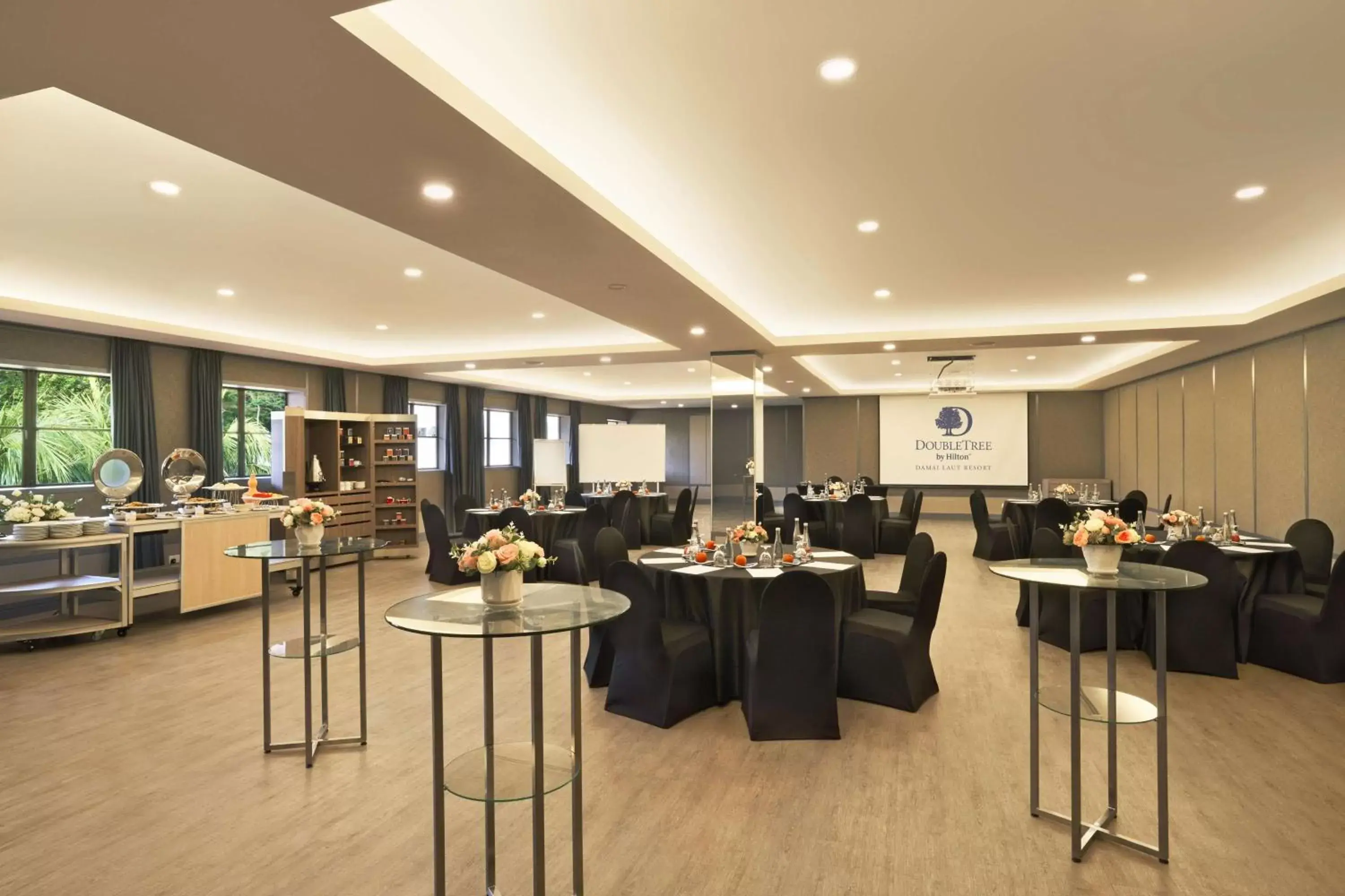 Meeting/conference room in DoubleTree by Hilton Damai Laut