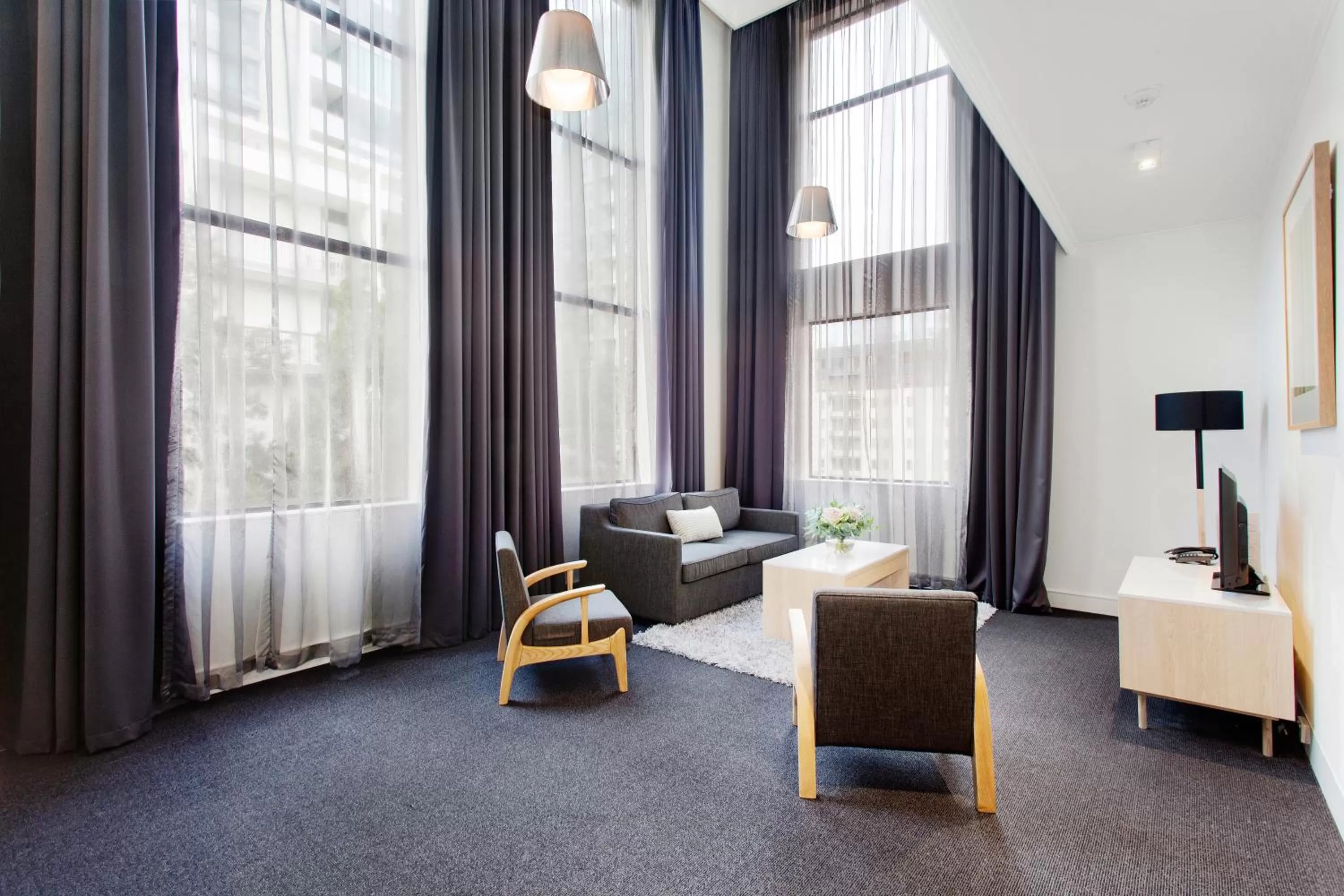 Living room in Mercure Melbourne Albert Park