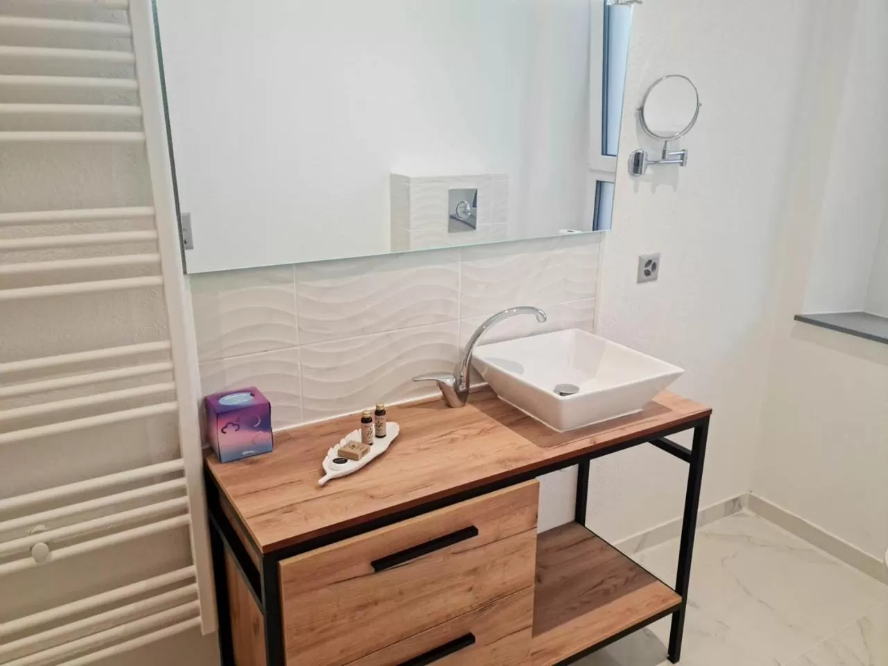 Bathroom in La Factory