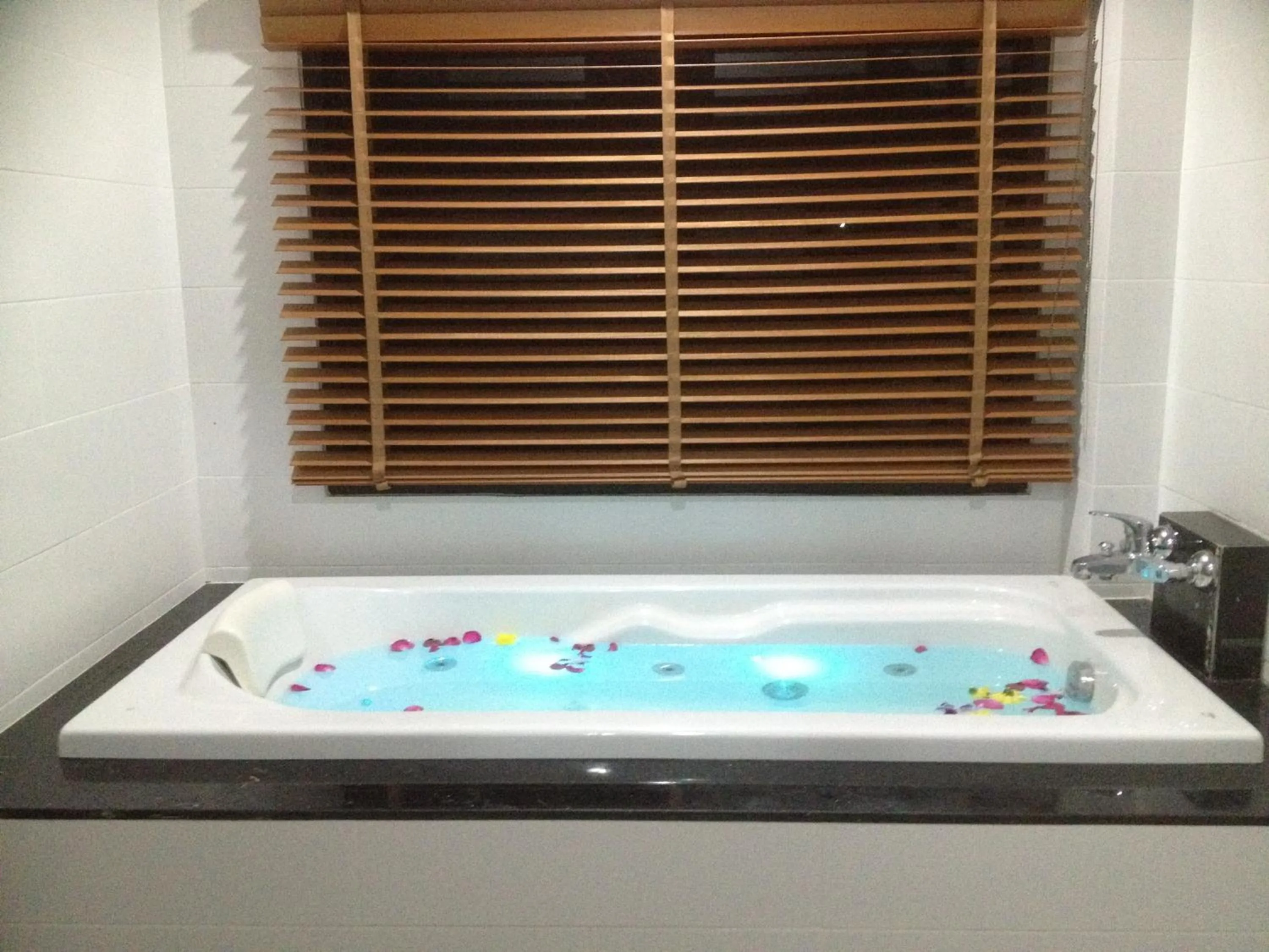 Bathroom in Khum Laanta Resort - SHA Extra Plus