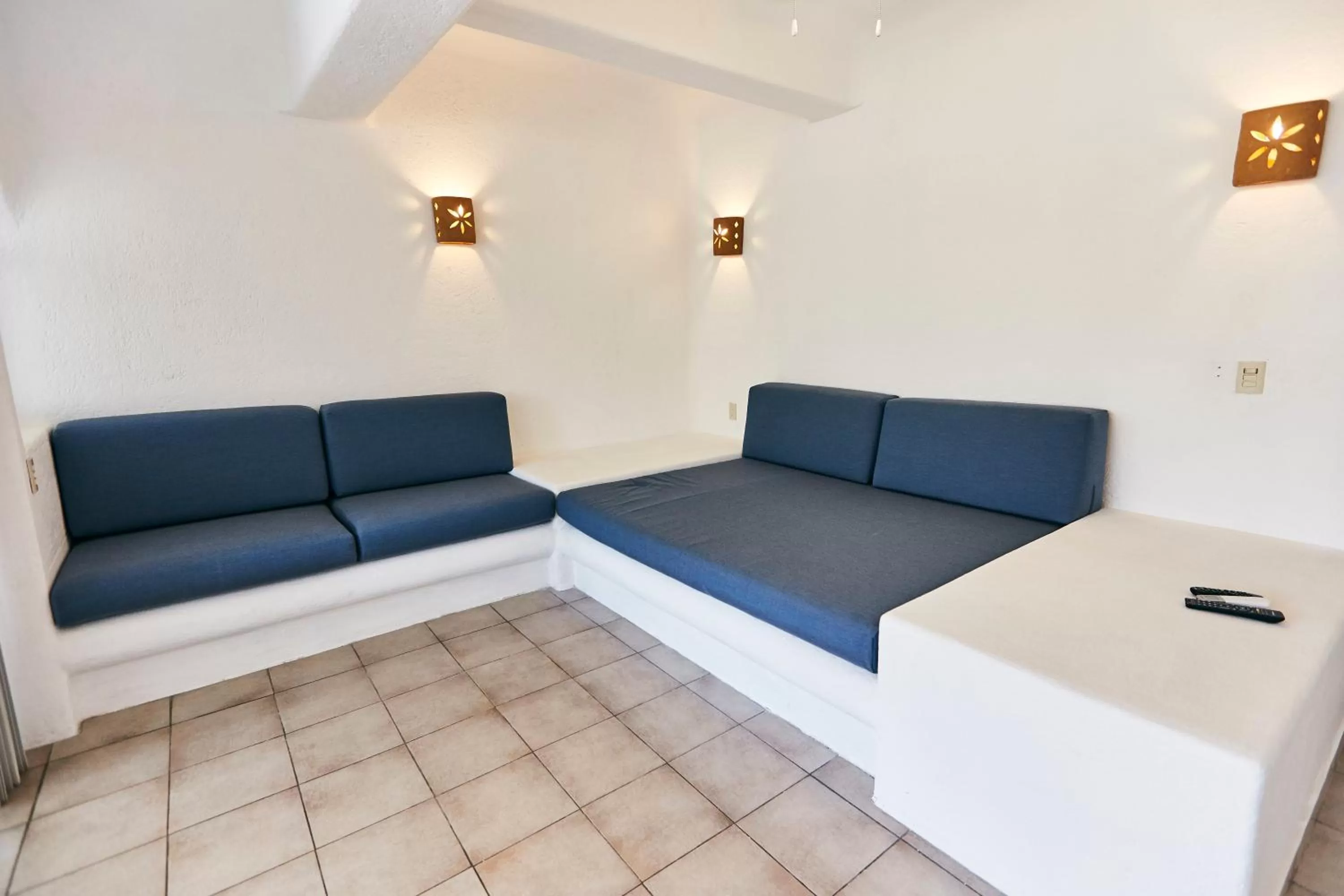 Bedroom in Hotel Suites Ixtapa Plaza