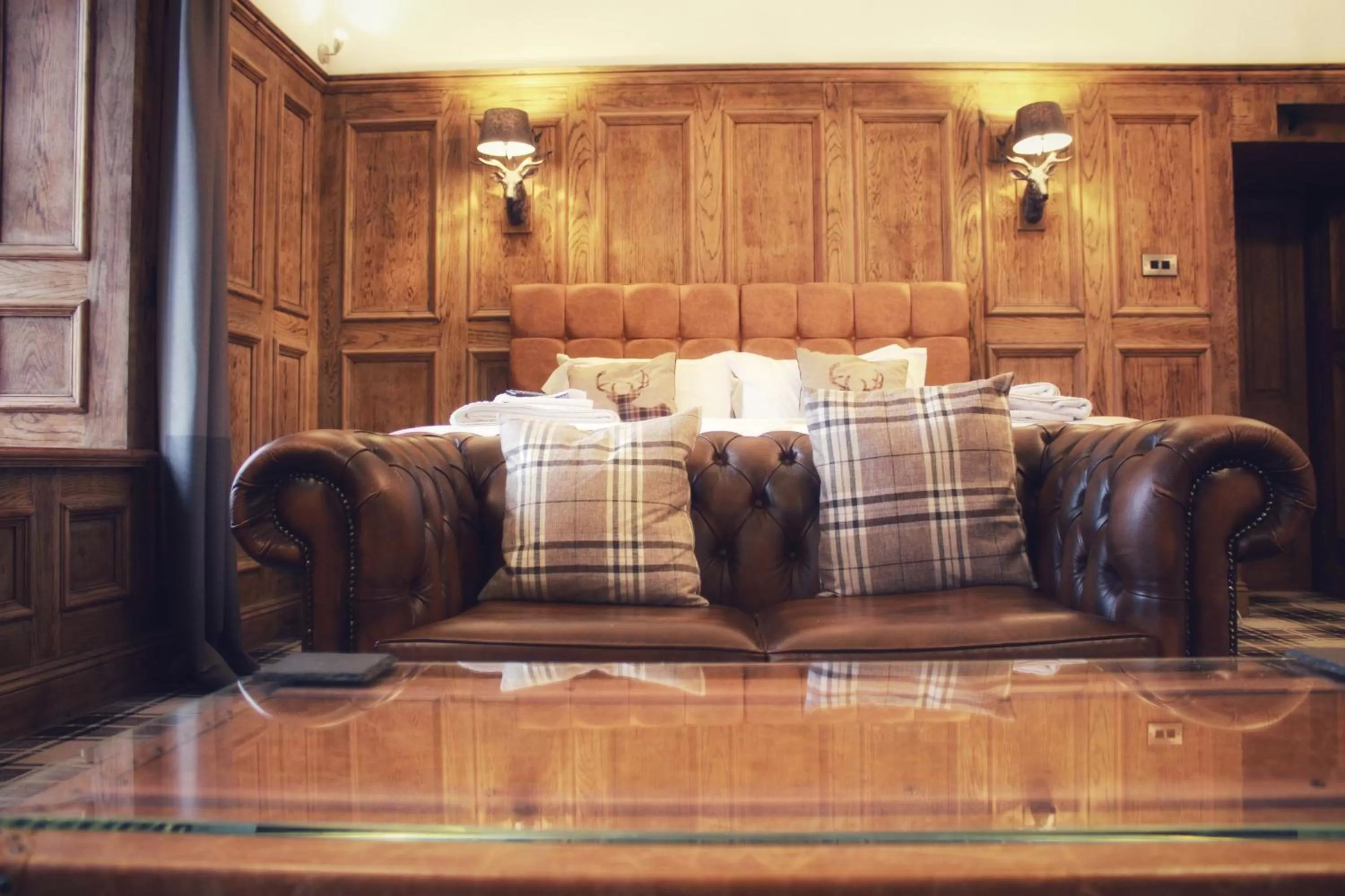 Living room in The Golden Fleece Inn