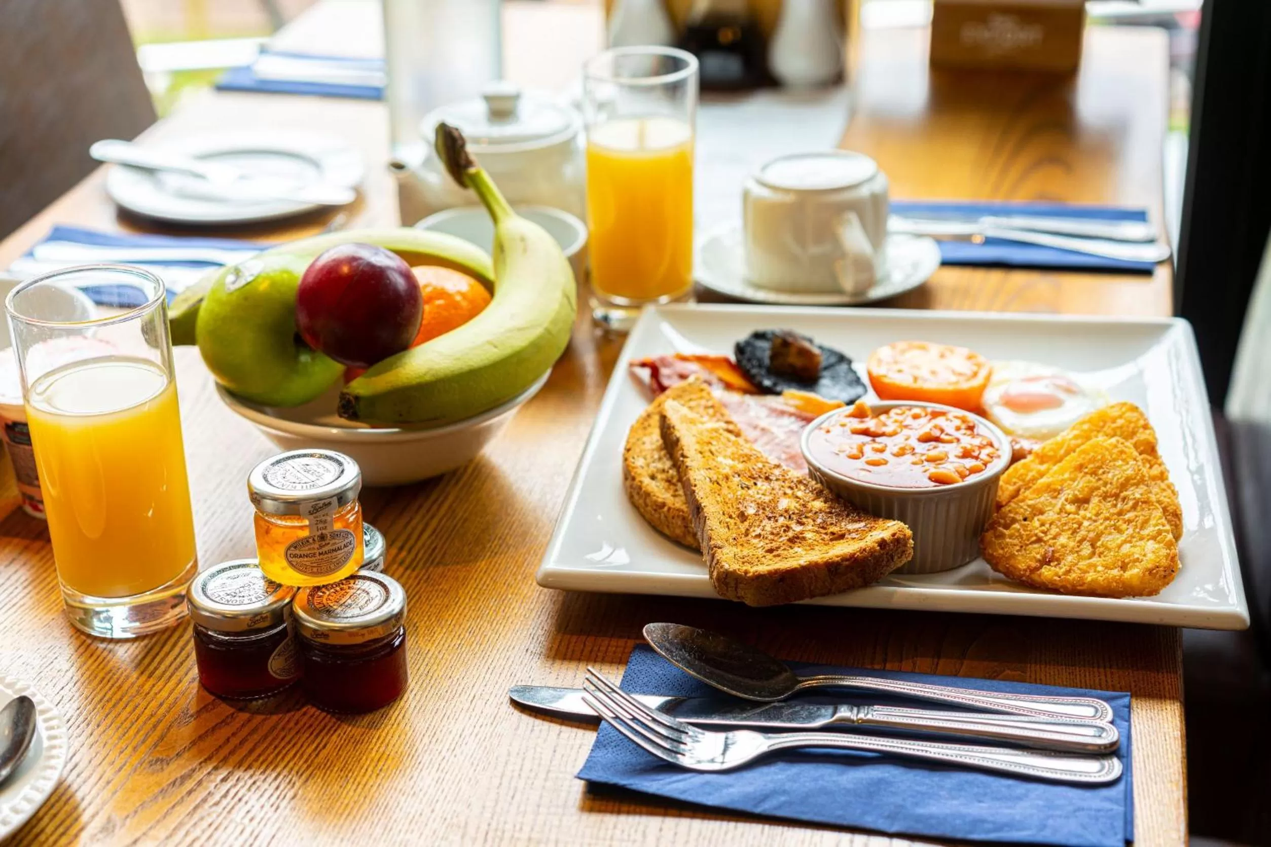 Breakfast in Grapes Hotel, Bar & Restaurant