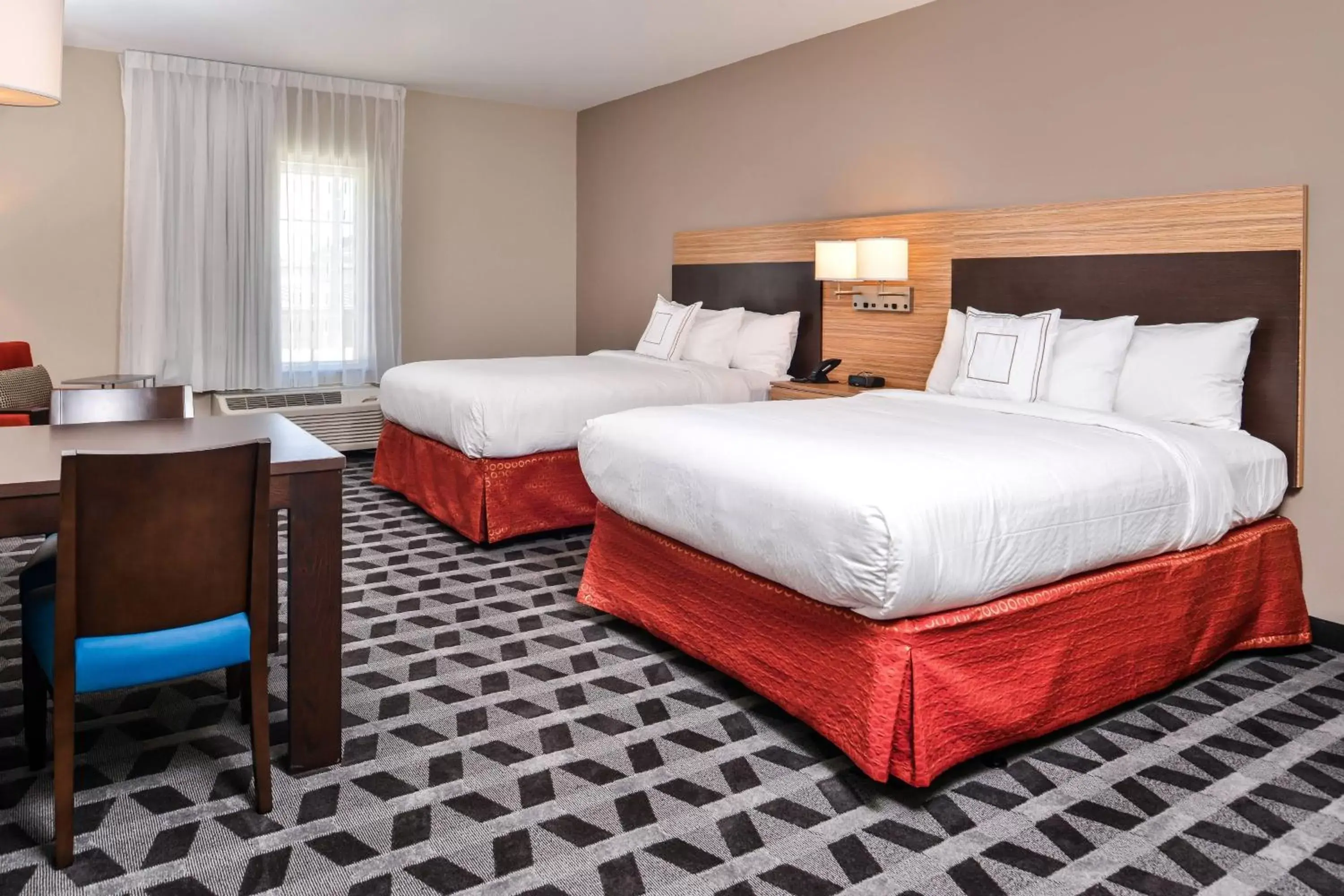 Photo of the whole room, Bed in TownePlace Suites by Marriott Charleston-West Ashley