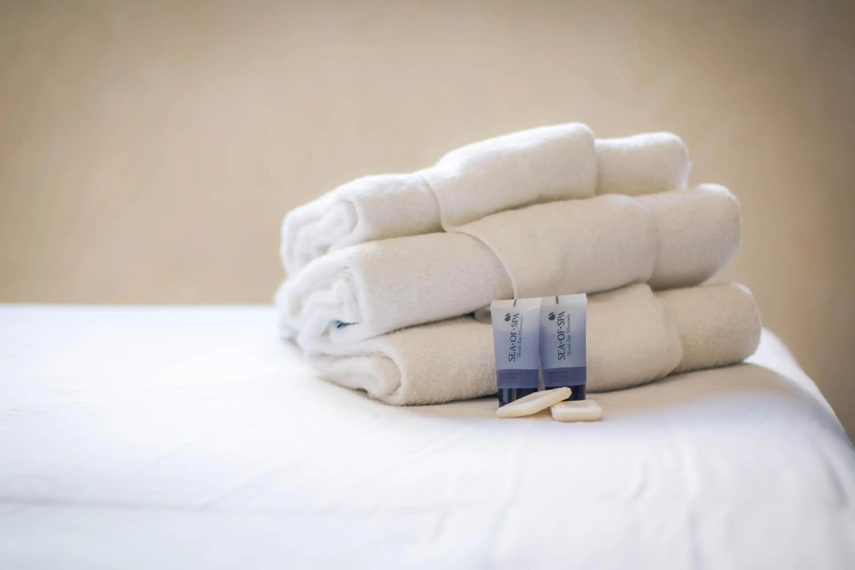 Bathroom, Bed in Hashimi Hotel