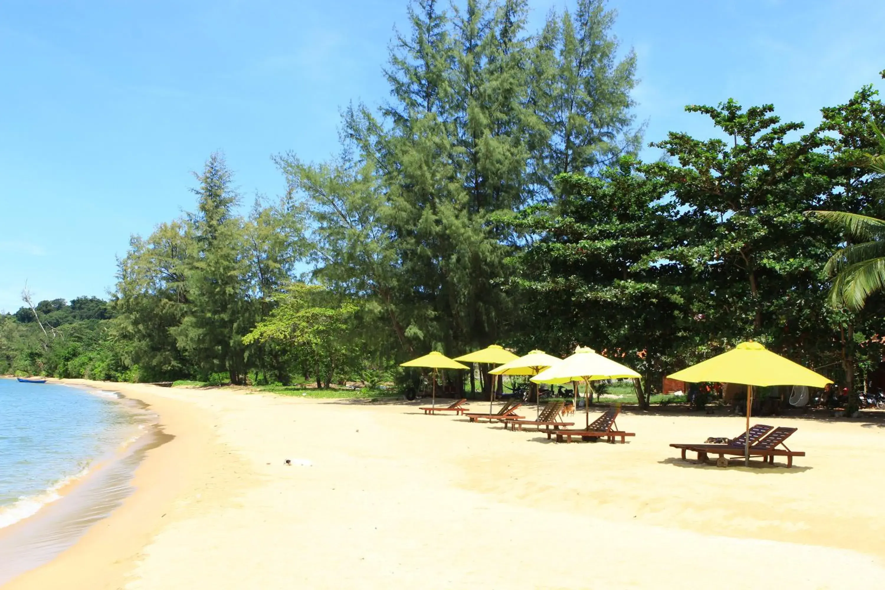 Beach in Vung Bau Resort