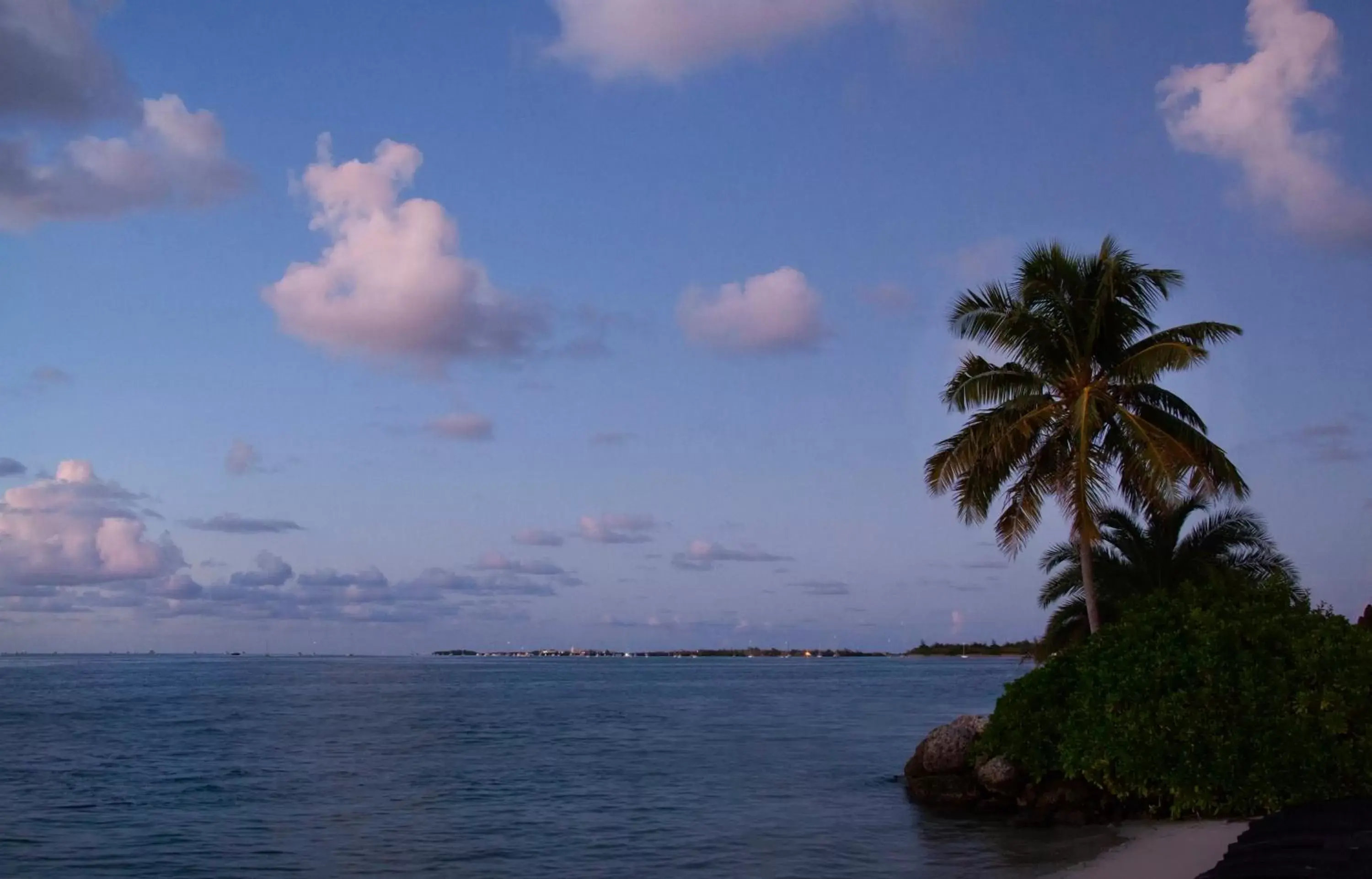 Sea view in Pier House Resort & Spa Sea view in Pier House Resort & Spa