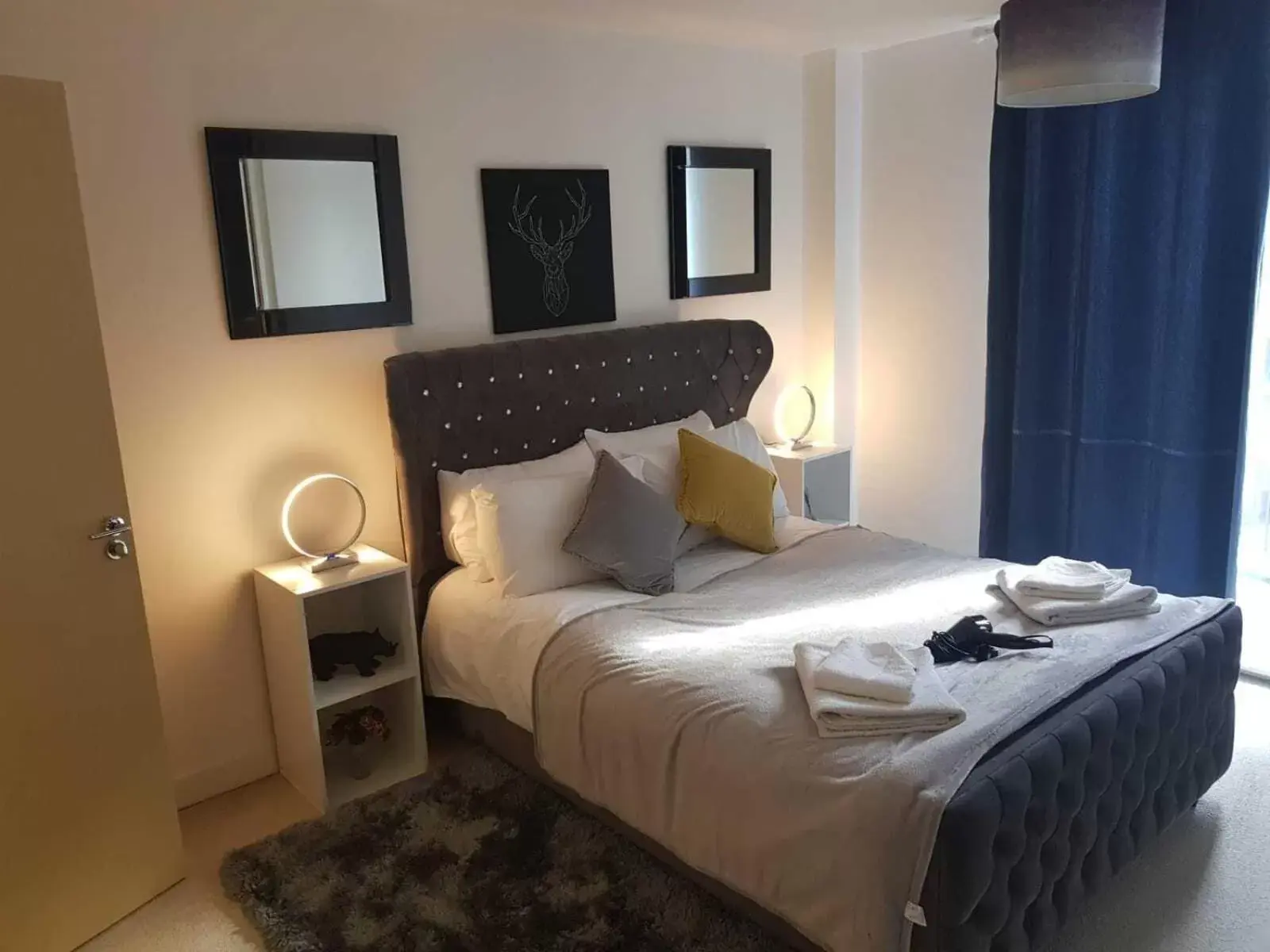 Bedroom, Bed in Dazzon Apartments - HUB - Central MK