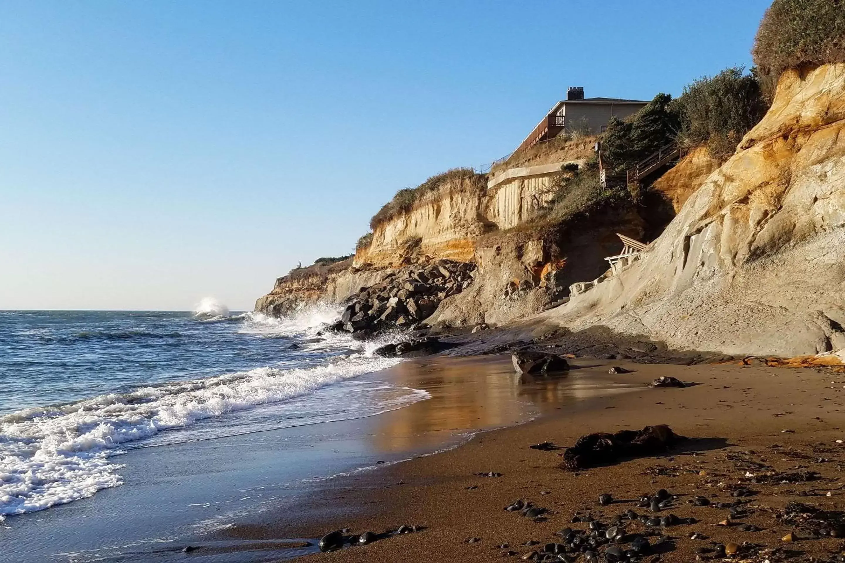 Other, Beach in Clarion Inn Surfrider Resort