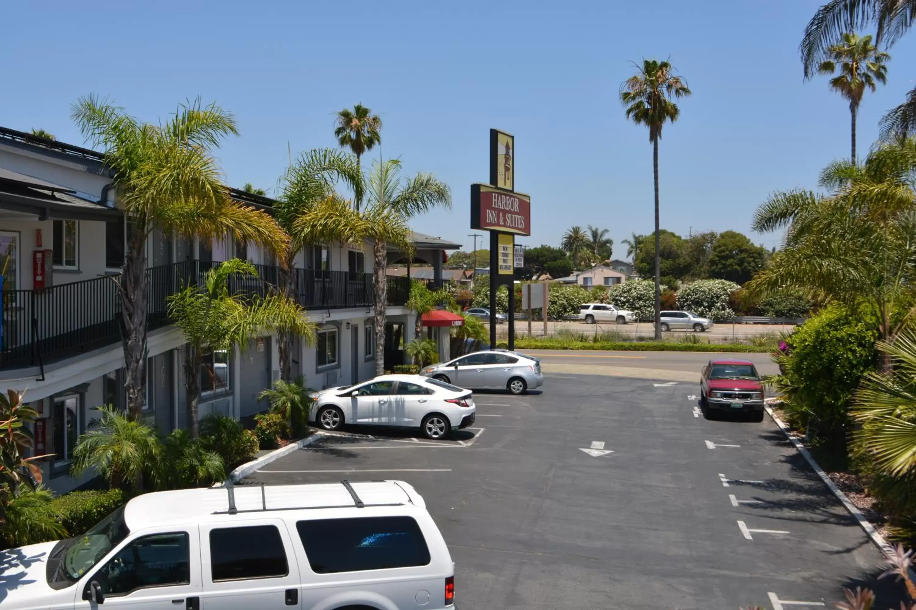 Harbor Inn & Suites Oceanside