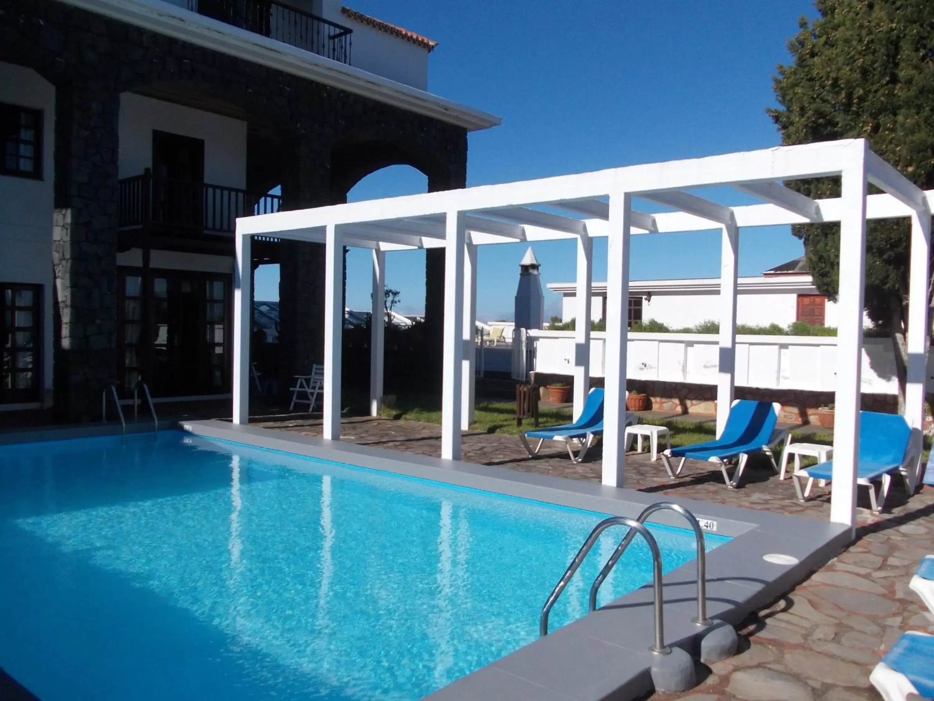Swimming pool in Hotel La Palma Romántica Swimming pool in Hotel La Palma Romántica