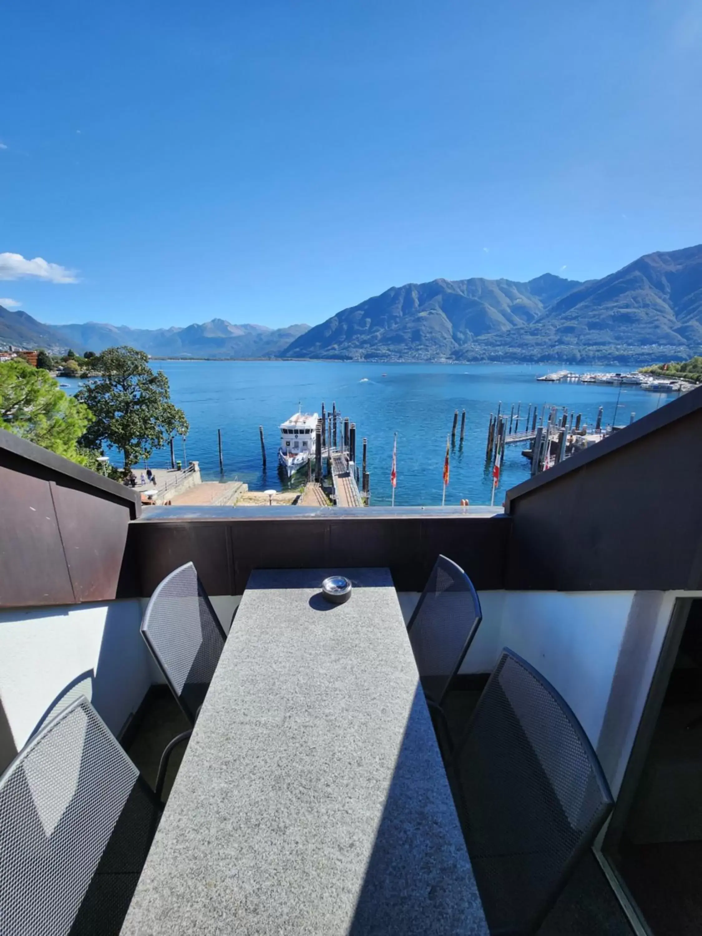 Balcony/Terrace, Mountain View in Hotel Millennium