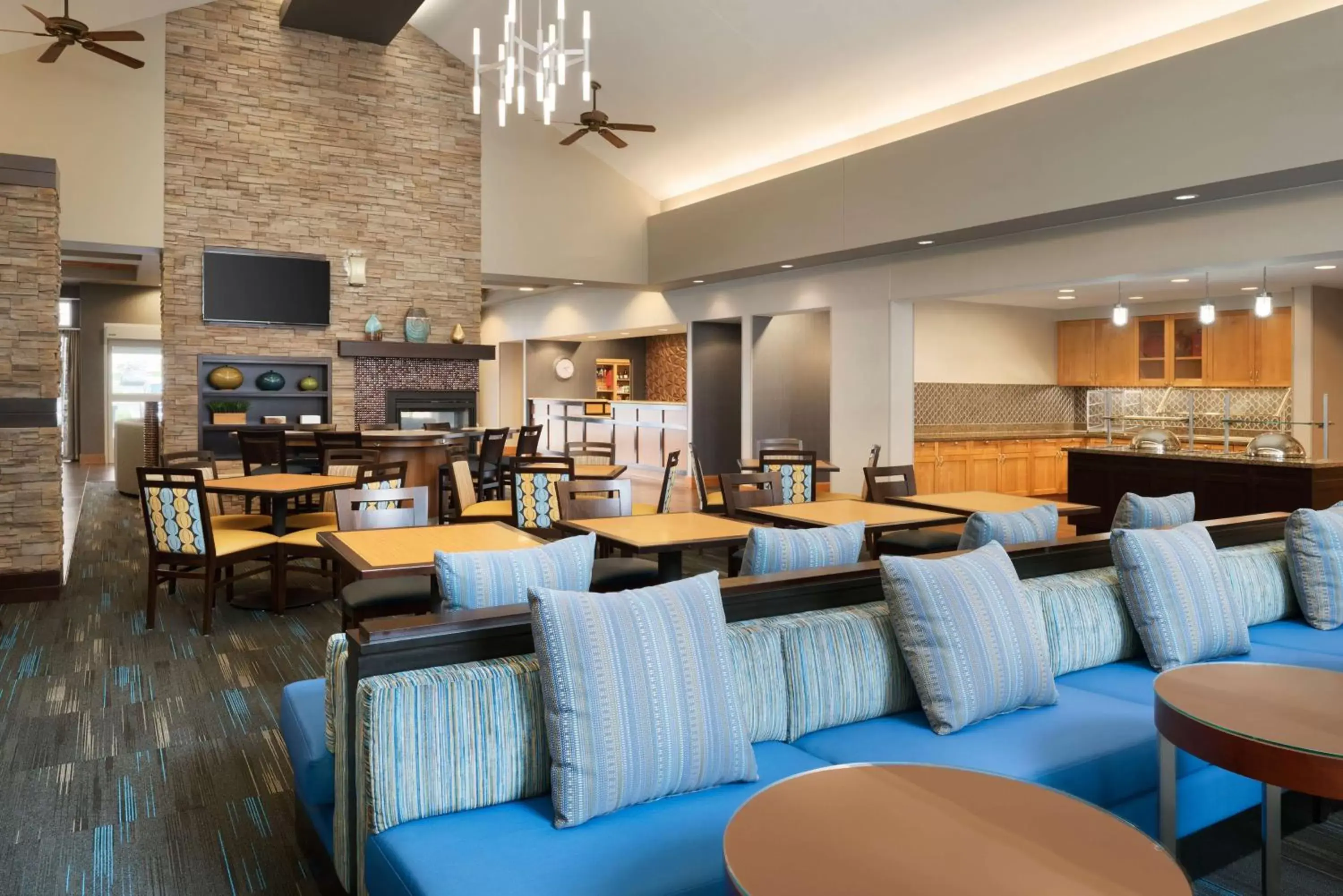 Lobby or reception, Restaurant/Places to Eat in Homewood Suites by Hilton Madison West