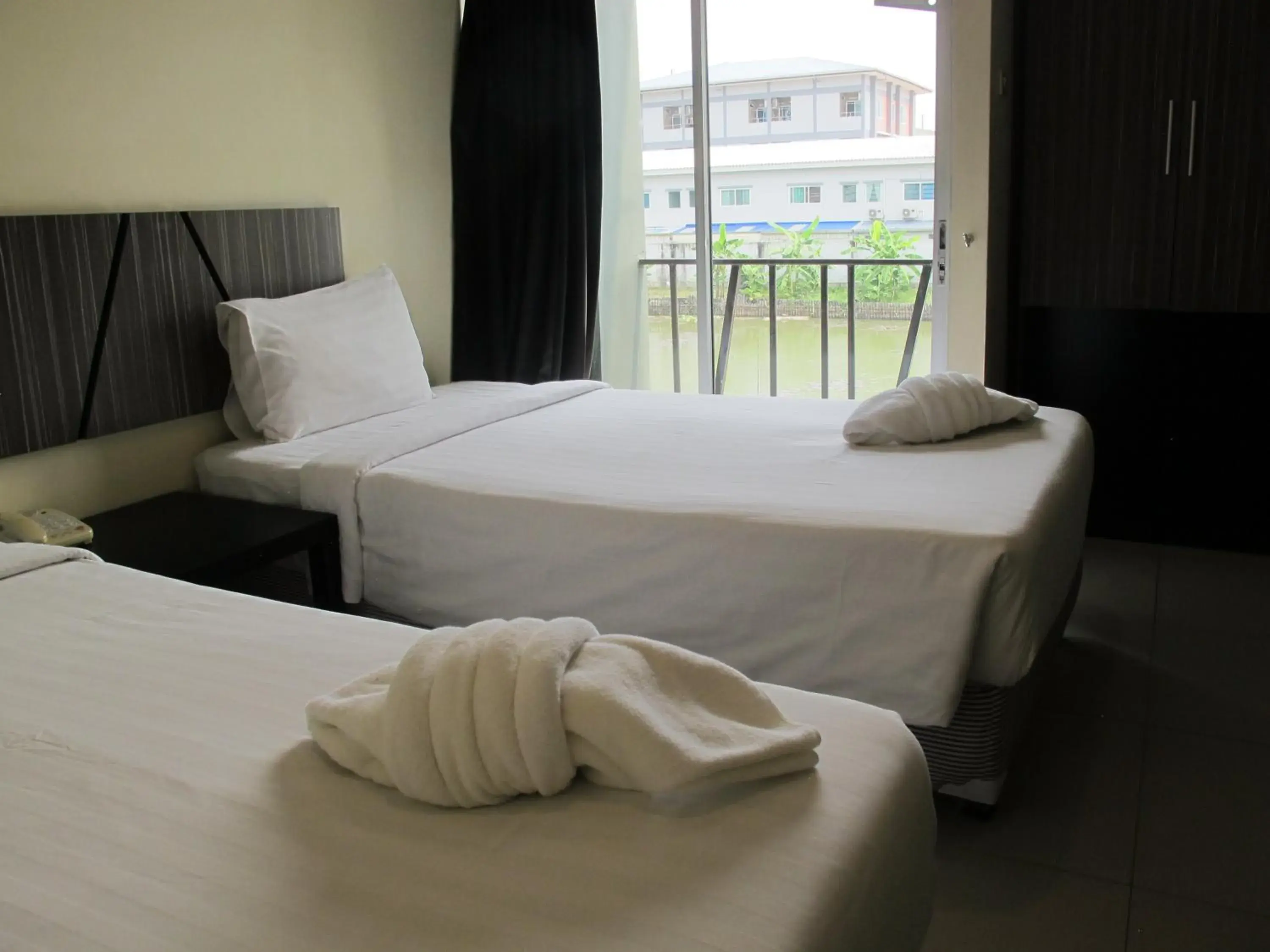 Bed in AIRY Suvarnabhumi Hotel