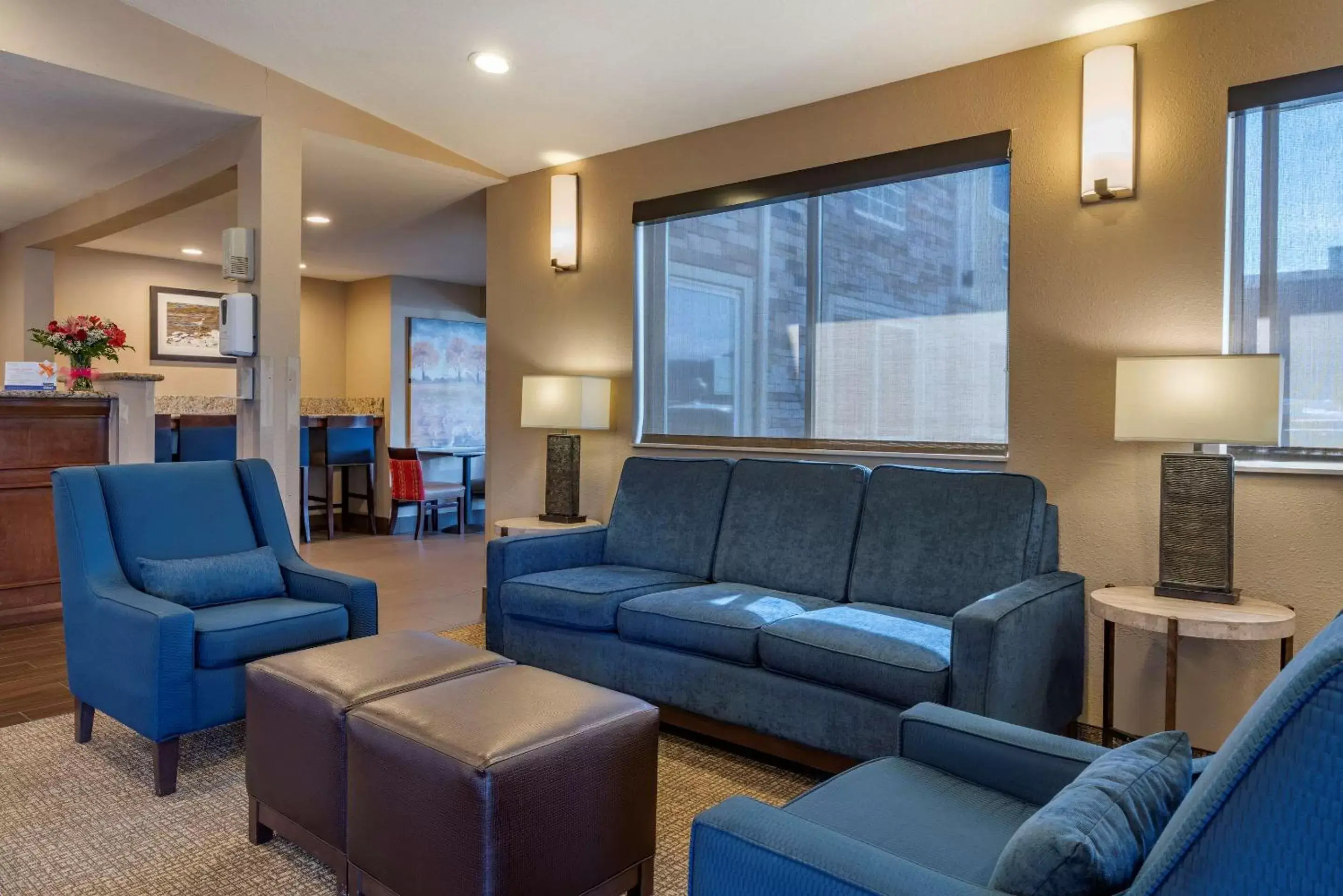 Lobby or reception, Seating Area in Comfort Inn Roseburg