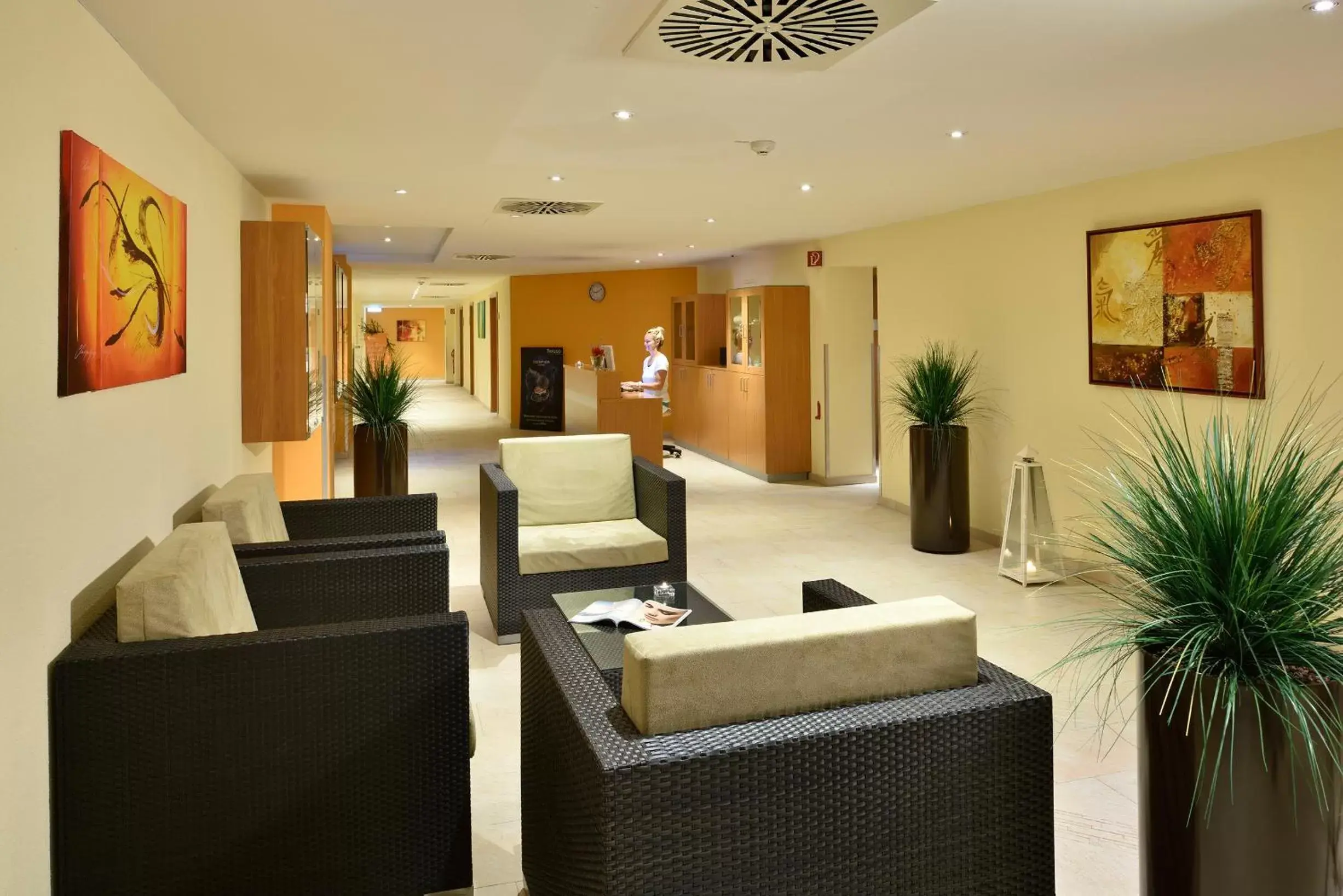 Spa and wellness centre/facilities, Lobby/Reception in Best Western Plus Parkhotel Maximilian Ottobeuren