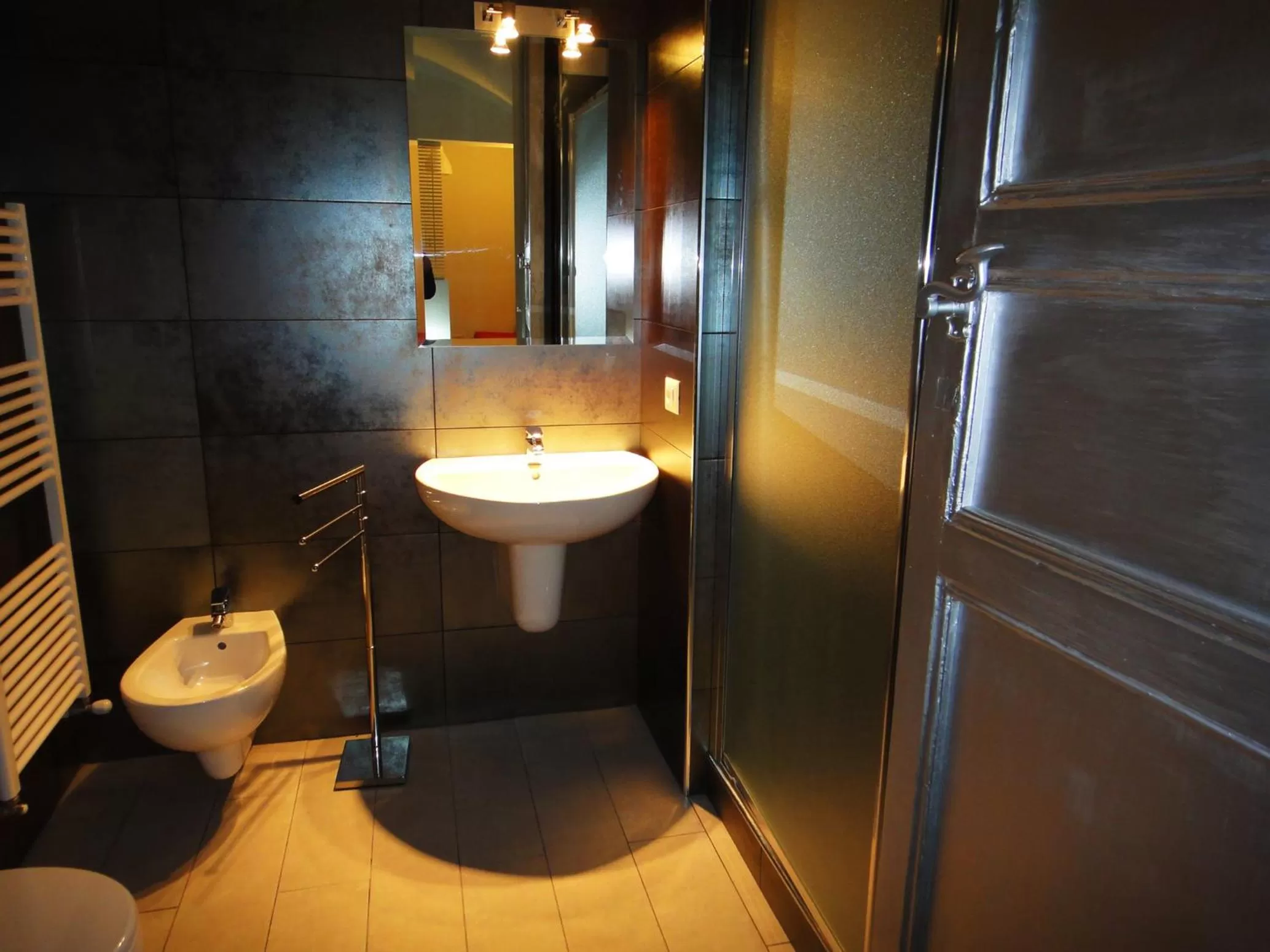 Bathroom in Villino Erminia - Seaside Art b&b