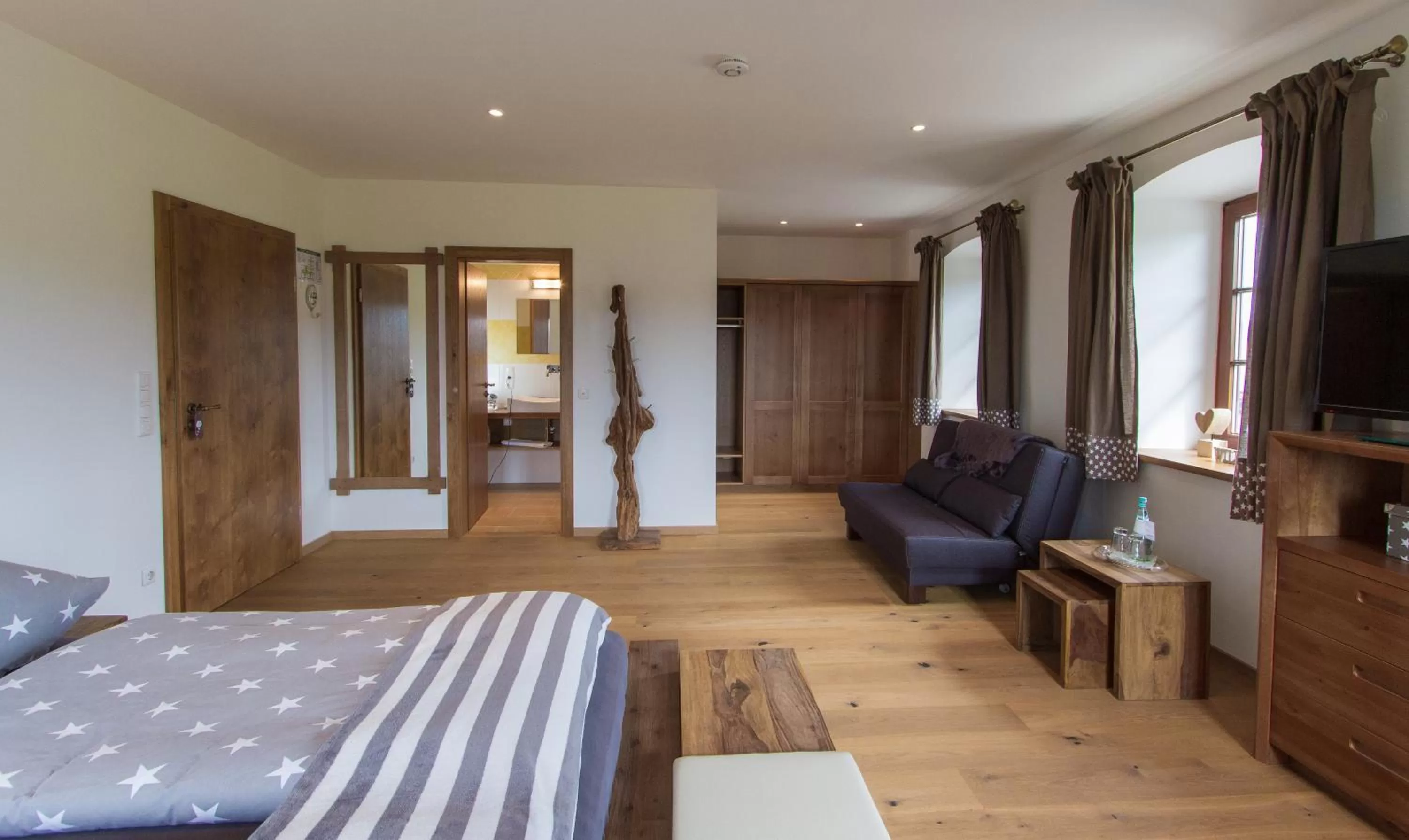 Photo of the whole room in Hotel Alpenblick