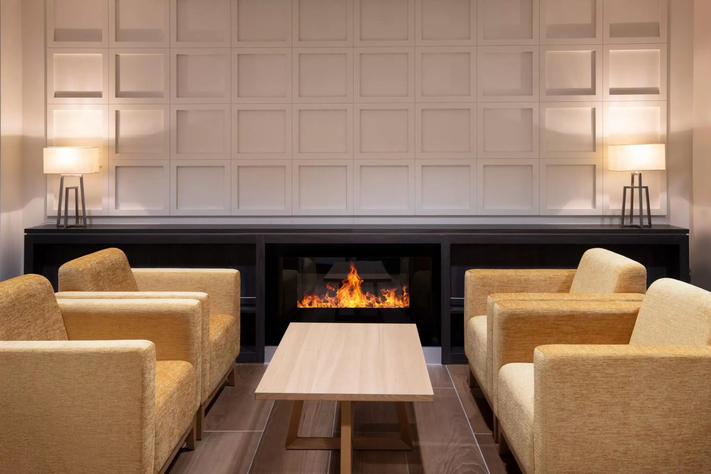 Lobby or reception in Ramada by Wyndham Leeds East Lobby or reception in Ramada by Wyndham Leeds East