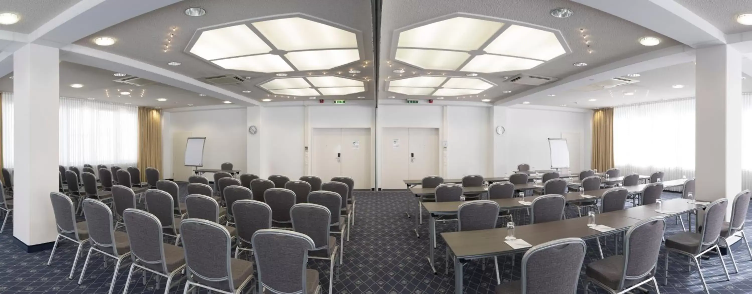 Meeting/conference room in Holiday Inn Munich Unterhaching, an IHG Hotel