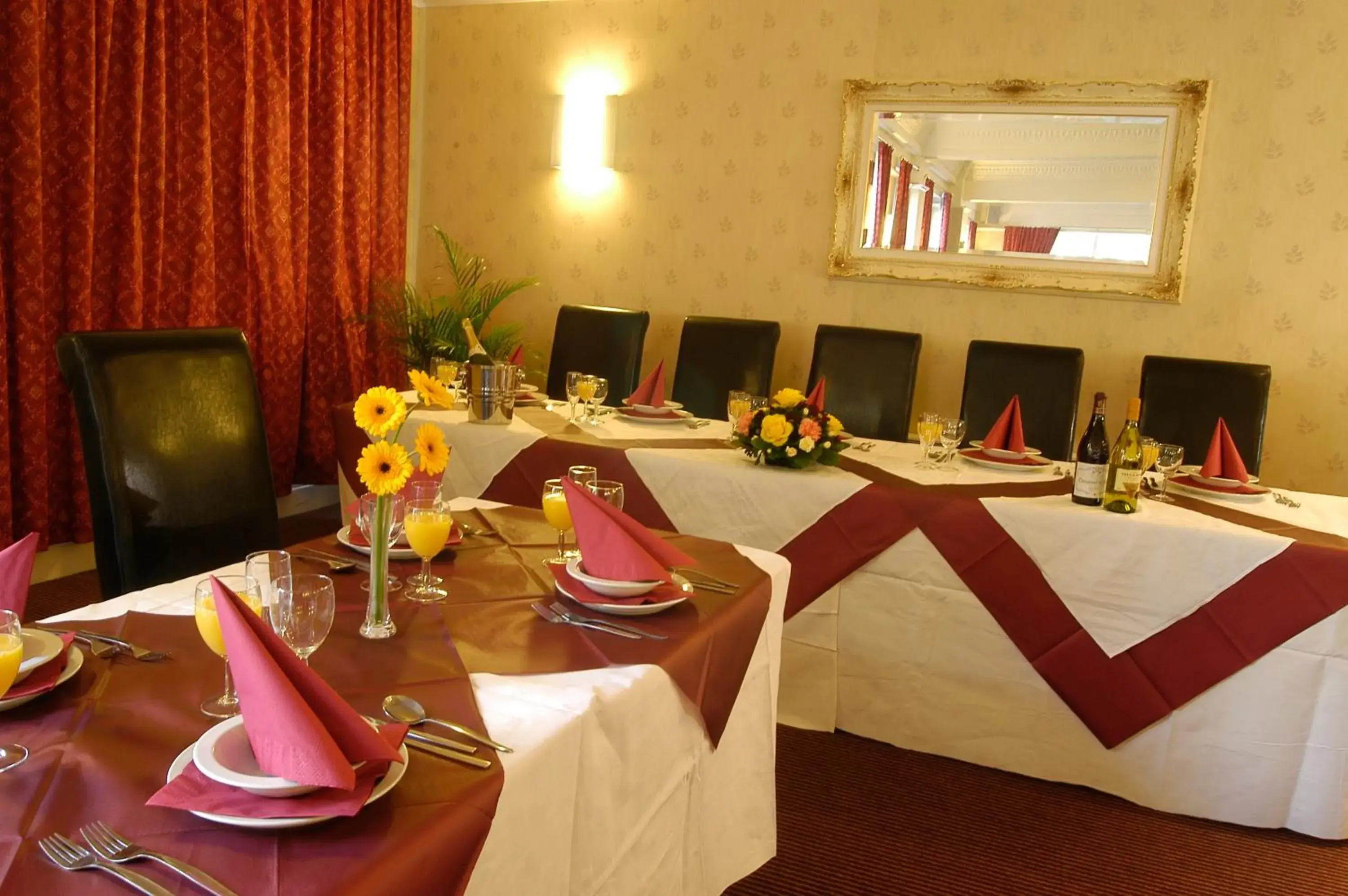 Banquet/Function facilities, Restaurant/Places to Eat in Britannia Bournemouth Hotel