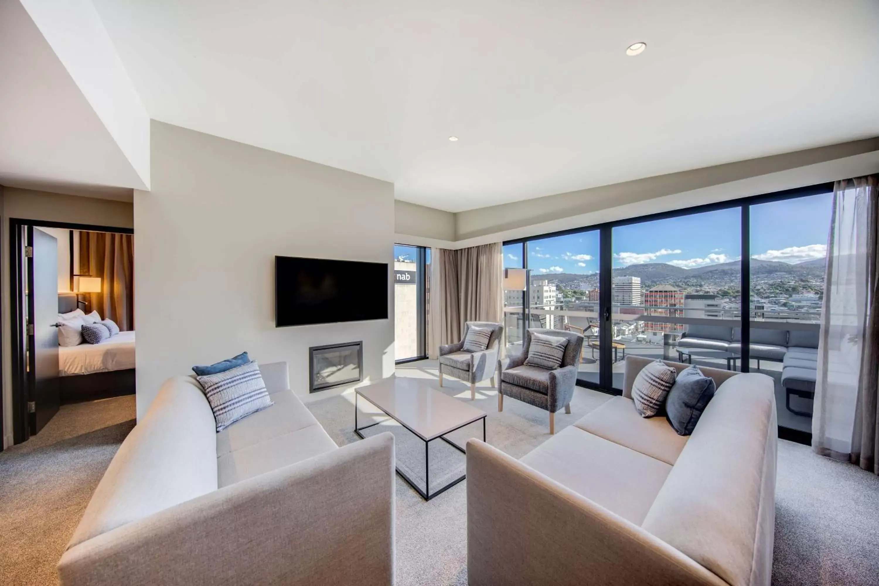 Photo of the whole room, Seating Area in Vibe Hotel Hobart